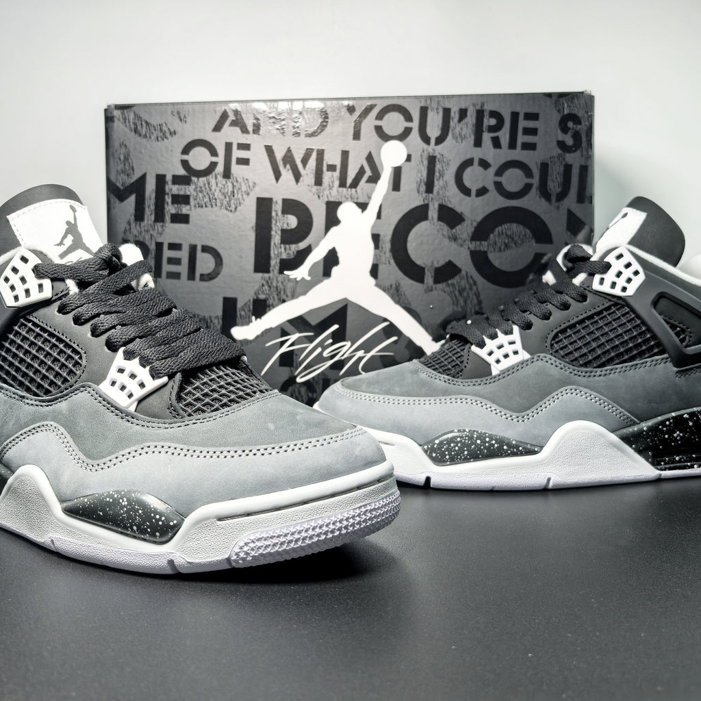 Air Jordan 4 Retro "Fear"