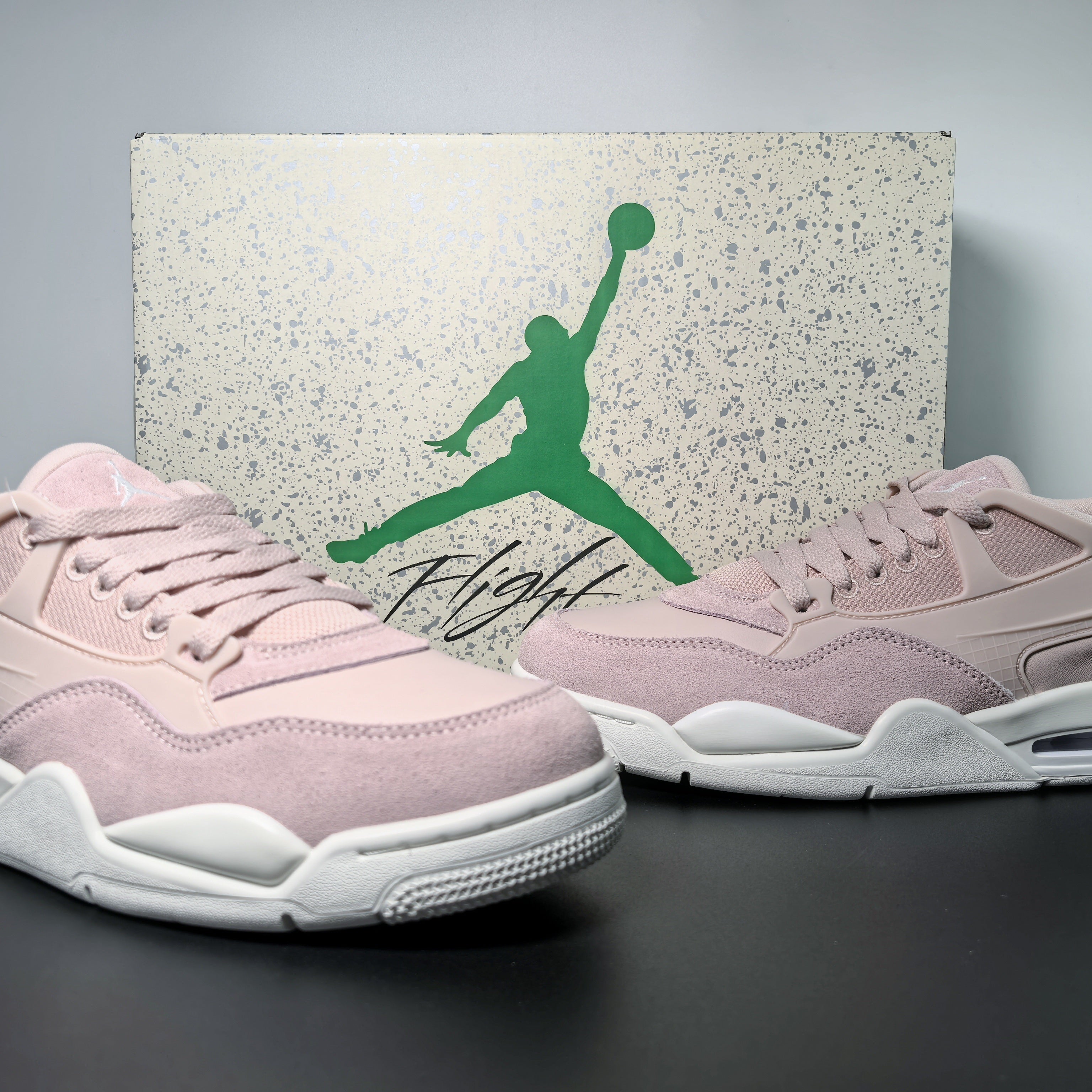 Air Jordan 4 RM “Pink Oxford”