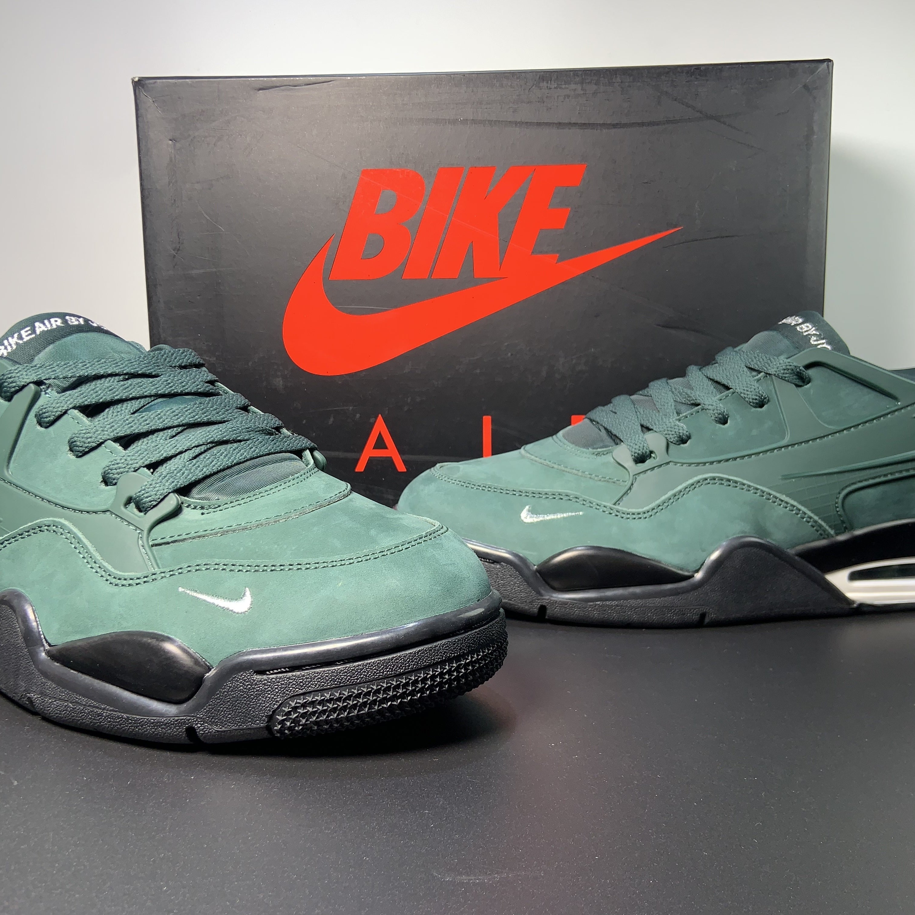 Nigel Sylvester x Air Jordan 4 RM SP "Grandma's Driveway – Pro Green"