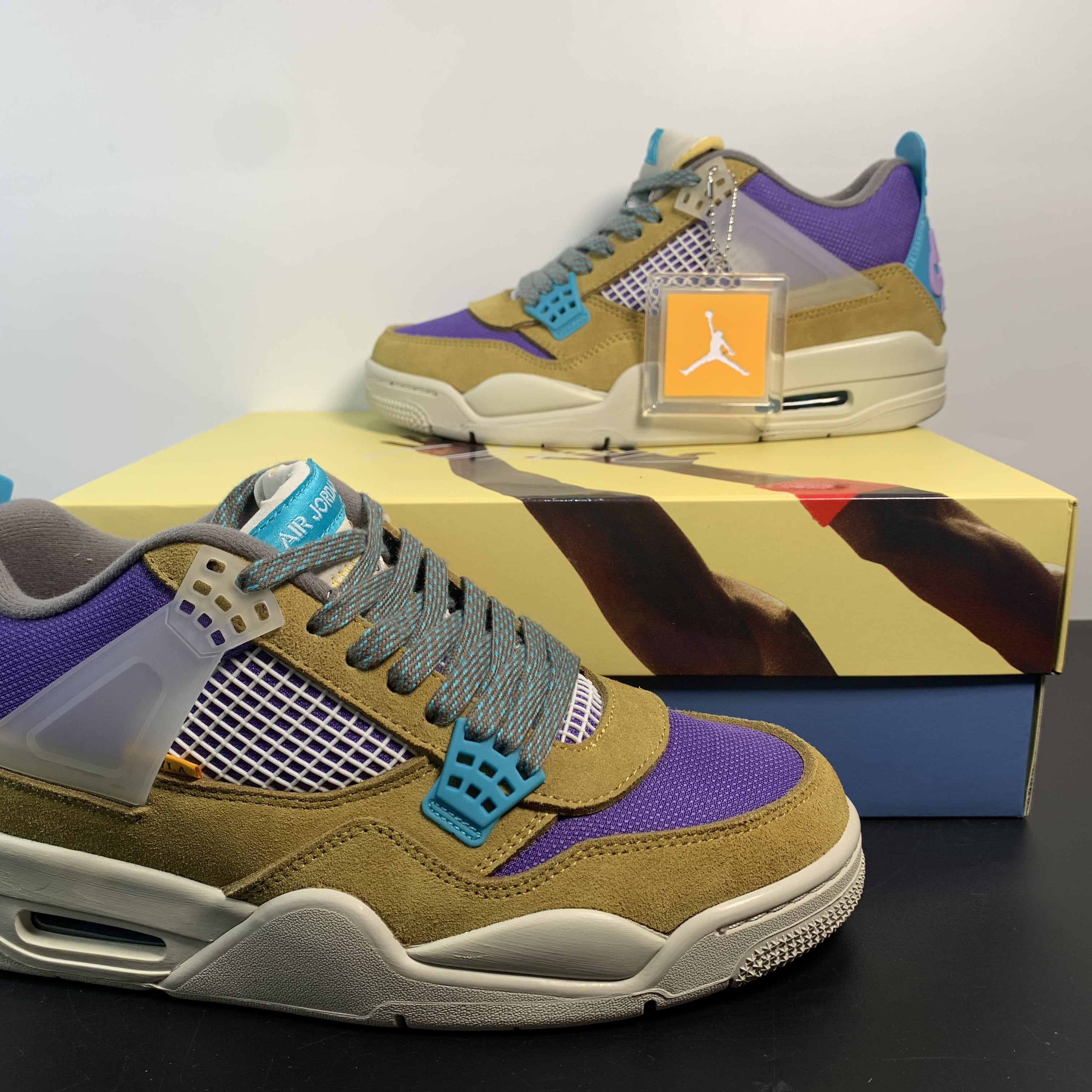 Union LA x Air Jordan 4 Retro "Desert Moss"