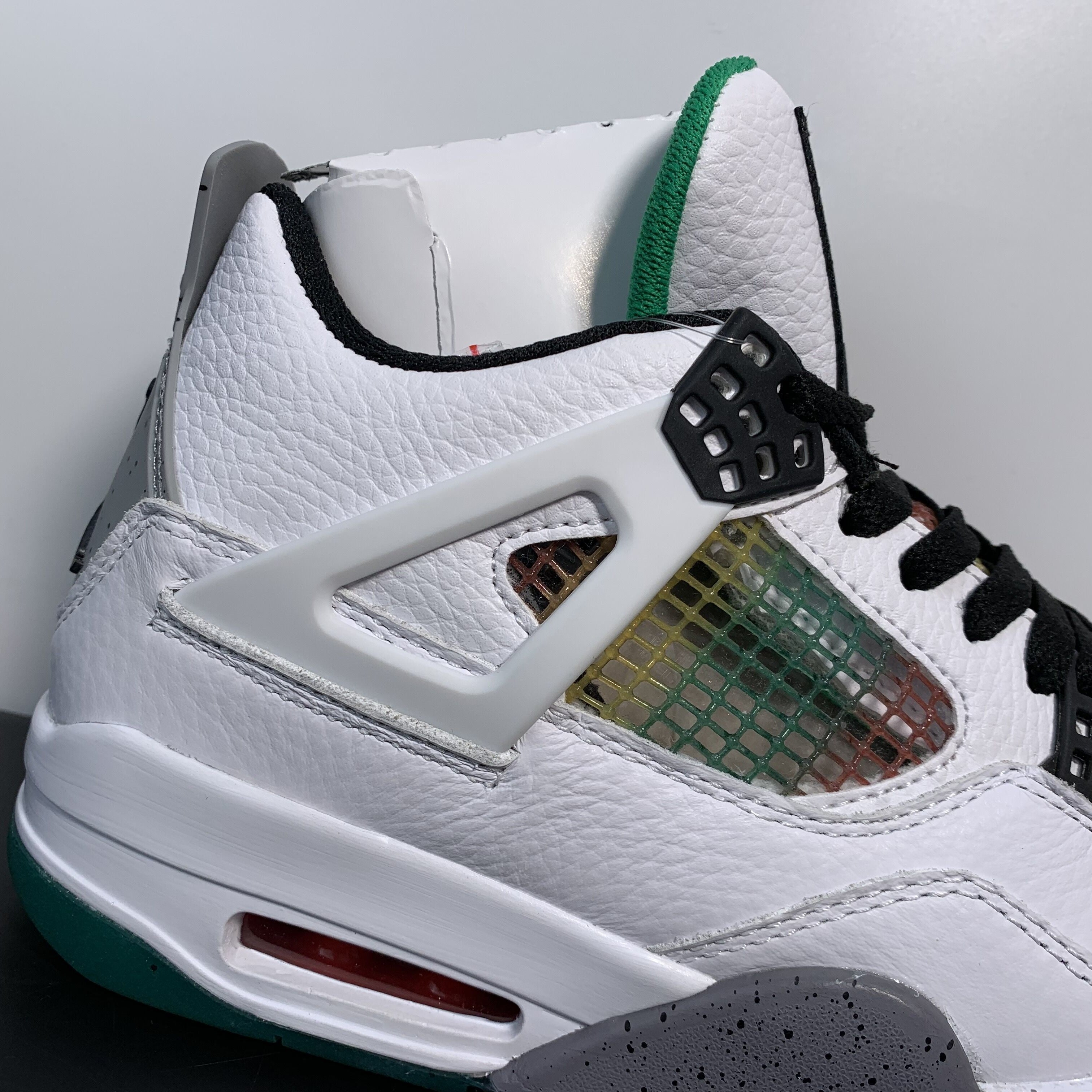Air Jordan 4 Retro "Rasta"