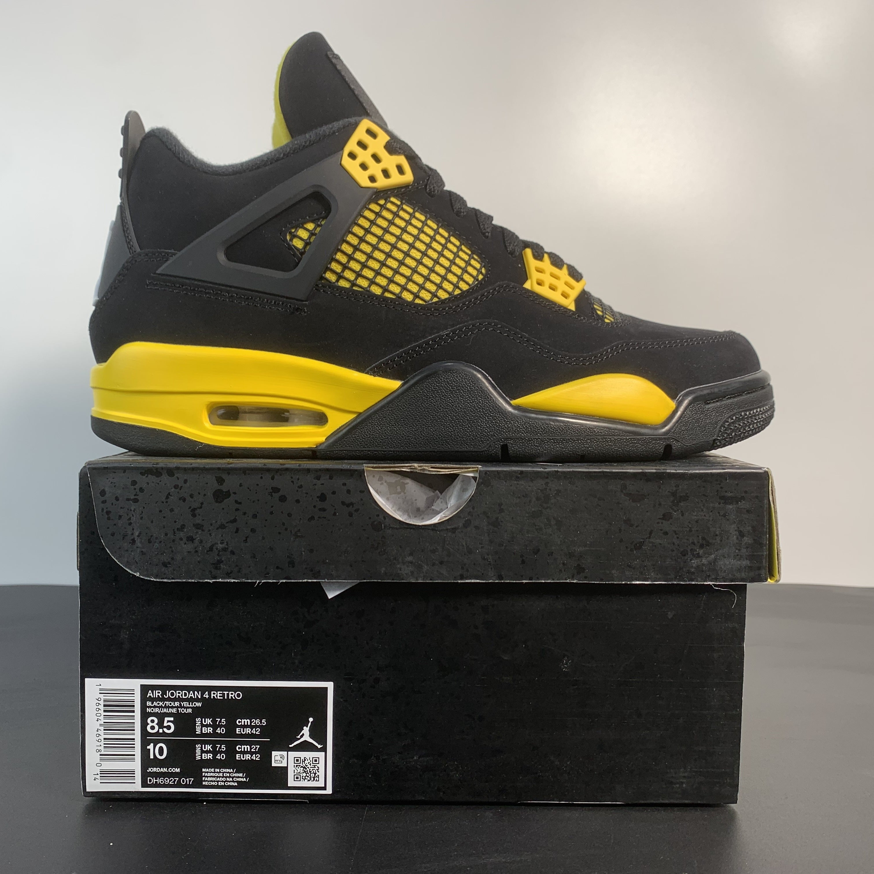 Nike Air Jordan 4 Retro "Thunder"