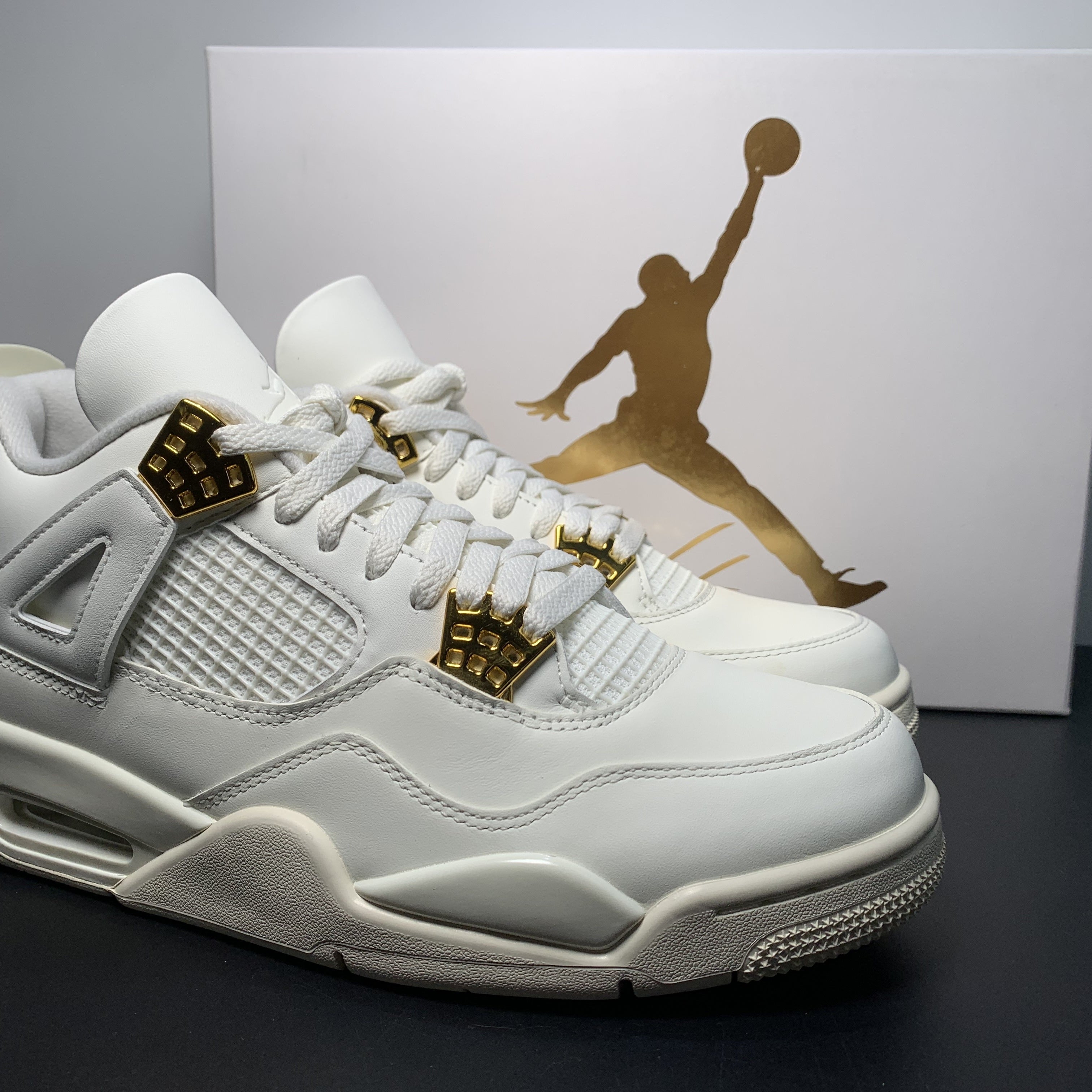 Nike Air Jordan 4 Retro 'Sail Metallic Gold'