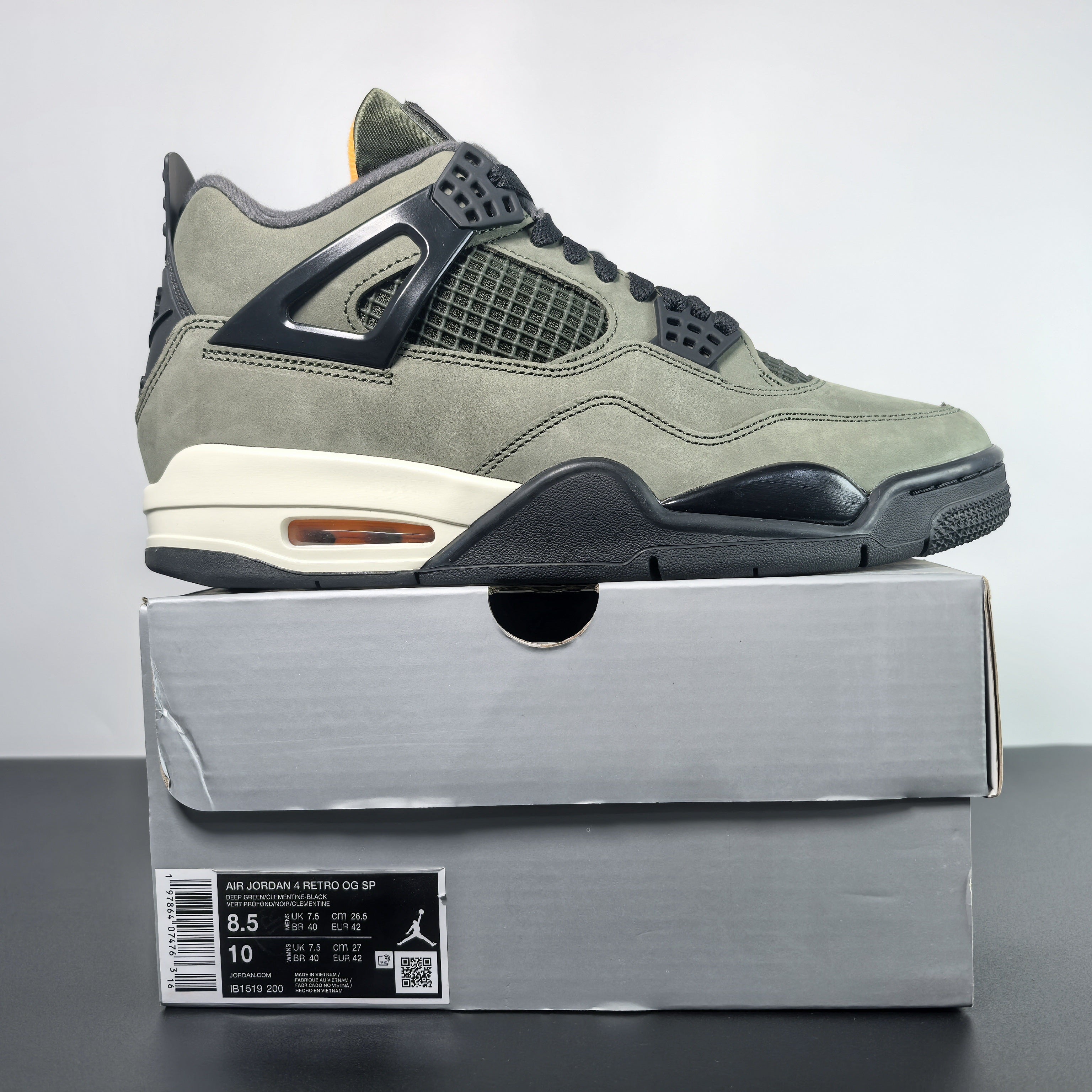 Undefeated x Air Jordan 4 Retro