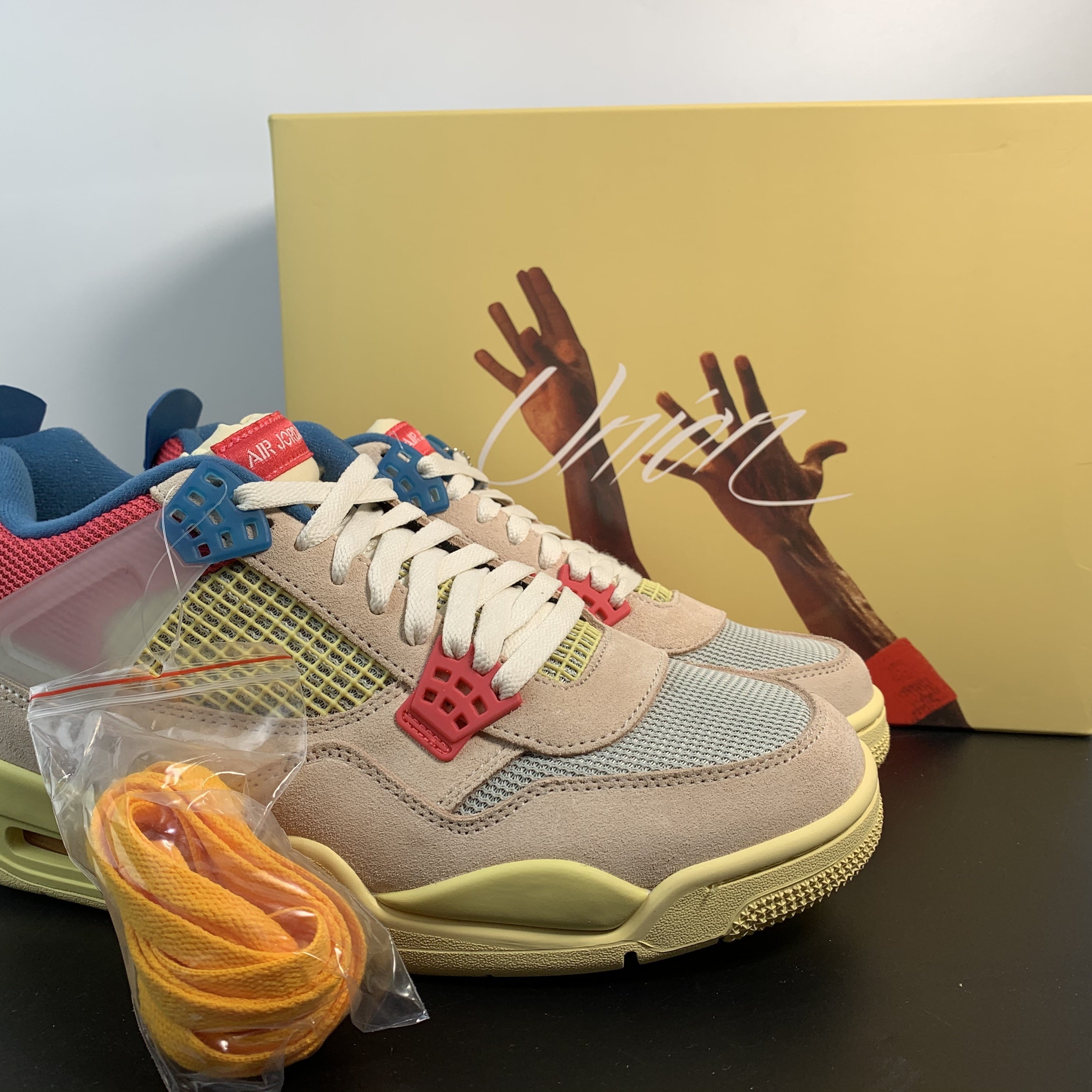 Union LA x Air Jordan 4 Retro "Guava Ice"