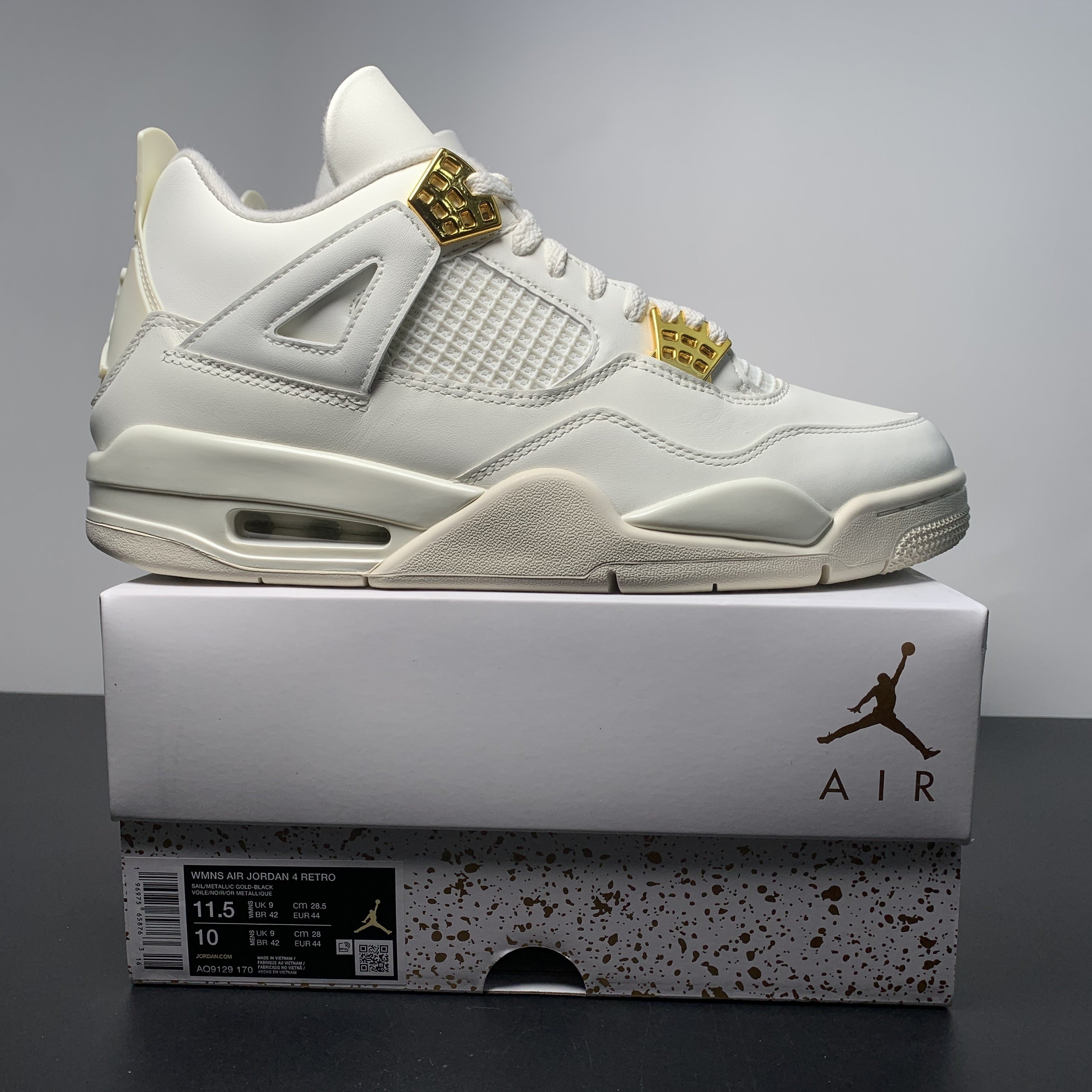 Nike Air Jordan 4 Retro 'Sail Metallic Gold'