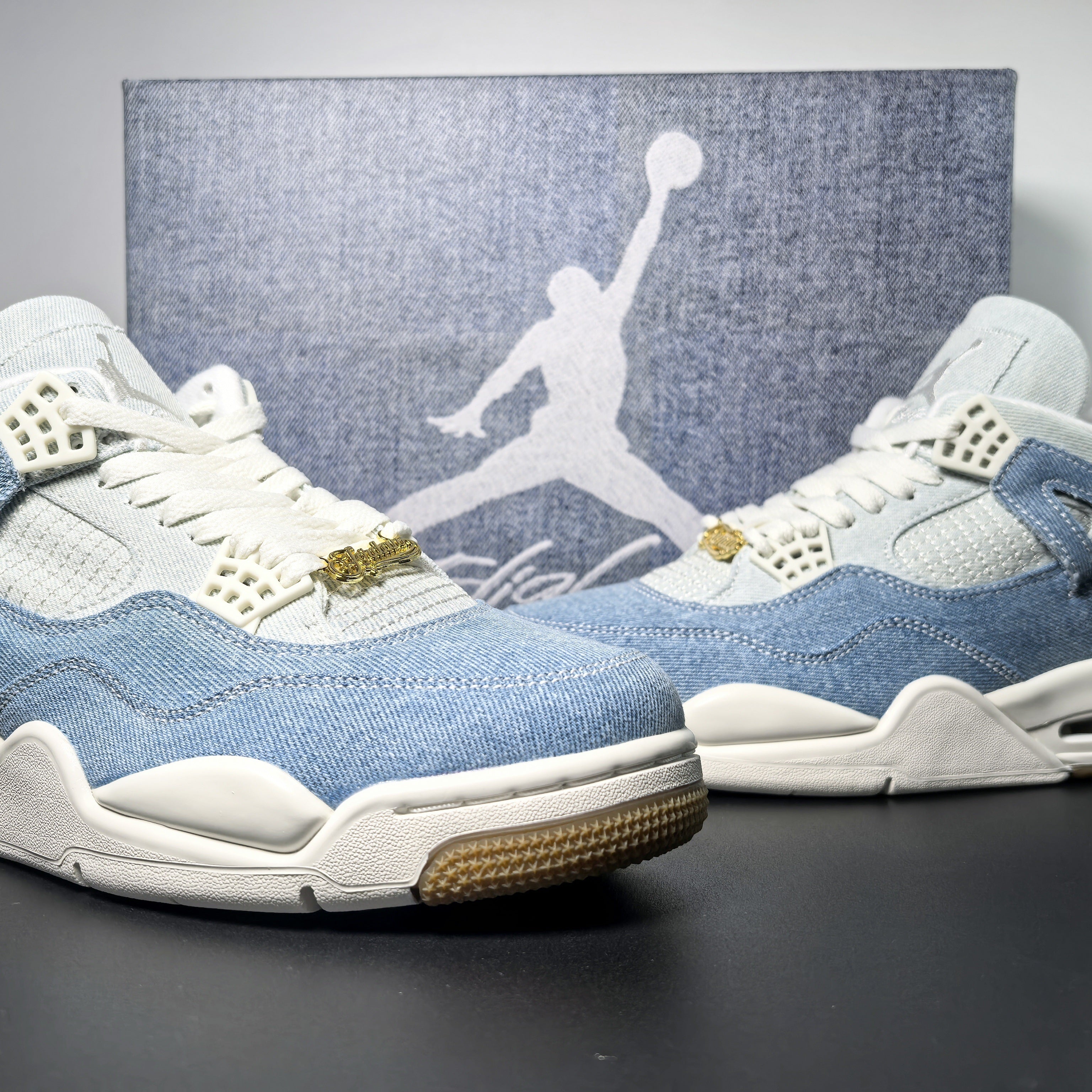 Nike Air Jordan 4 Retro TEX "Denim Worn Blue"