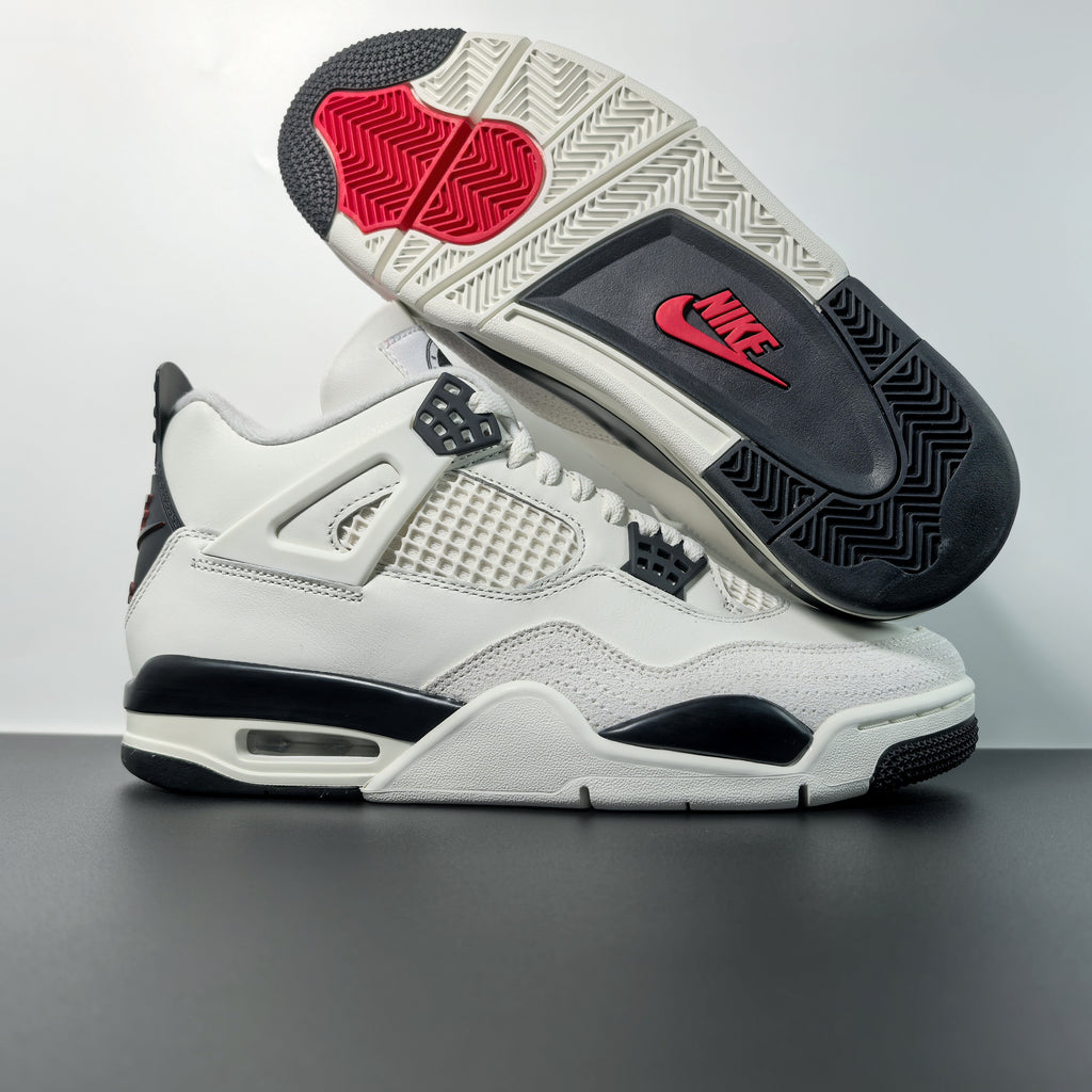 Air Jordan 4 Retro "Flight Club"