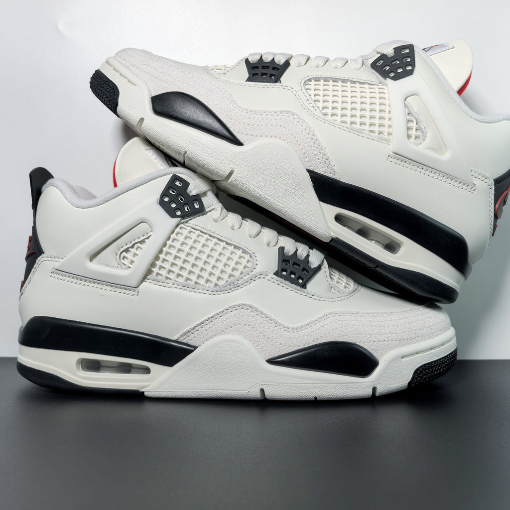 Nike Air Jordan 4 Retro OG "Flight Club"