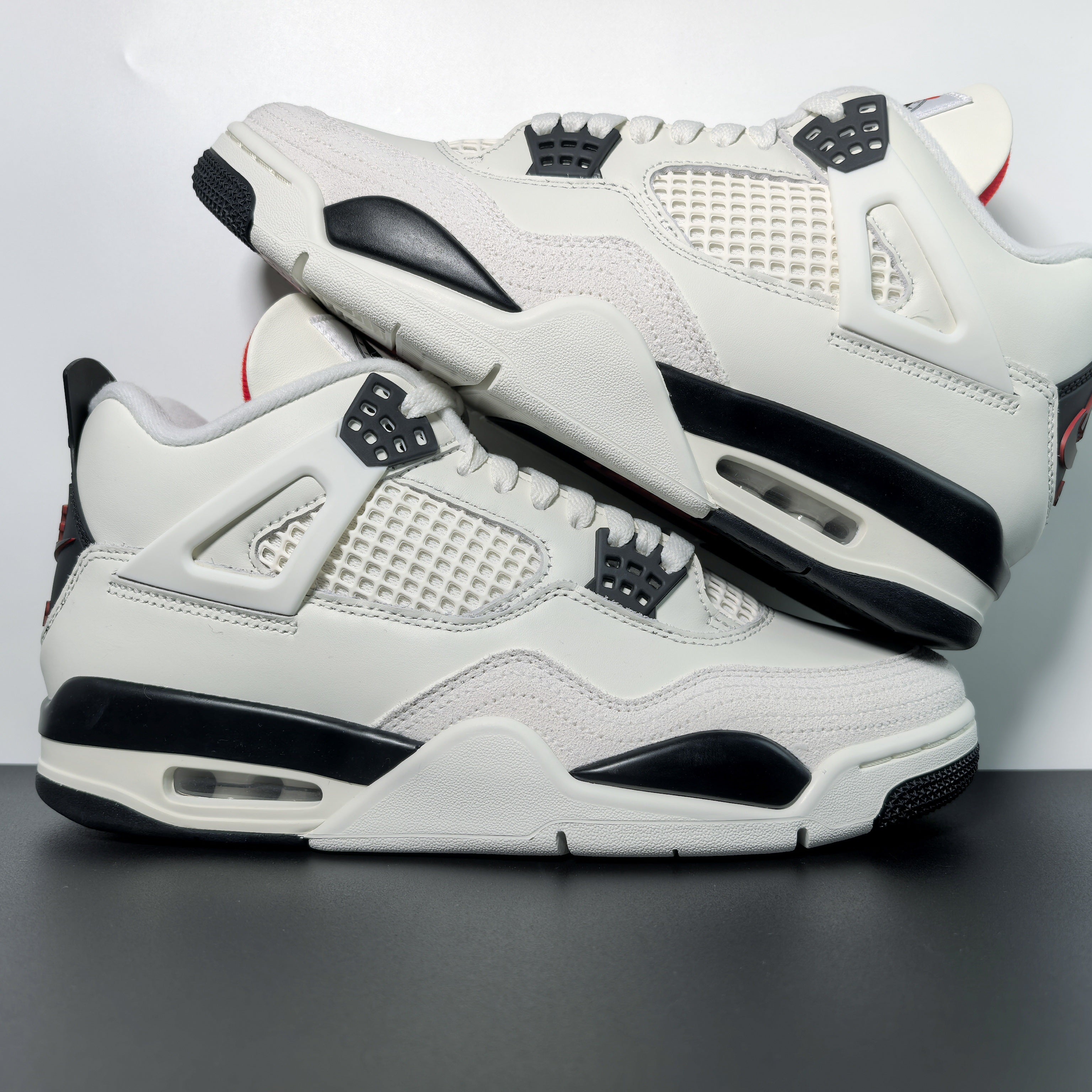 Nike Air Jordan 4 Retro OG "Flight Club"