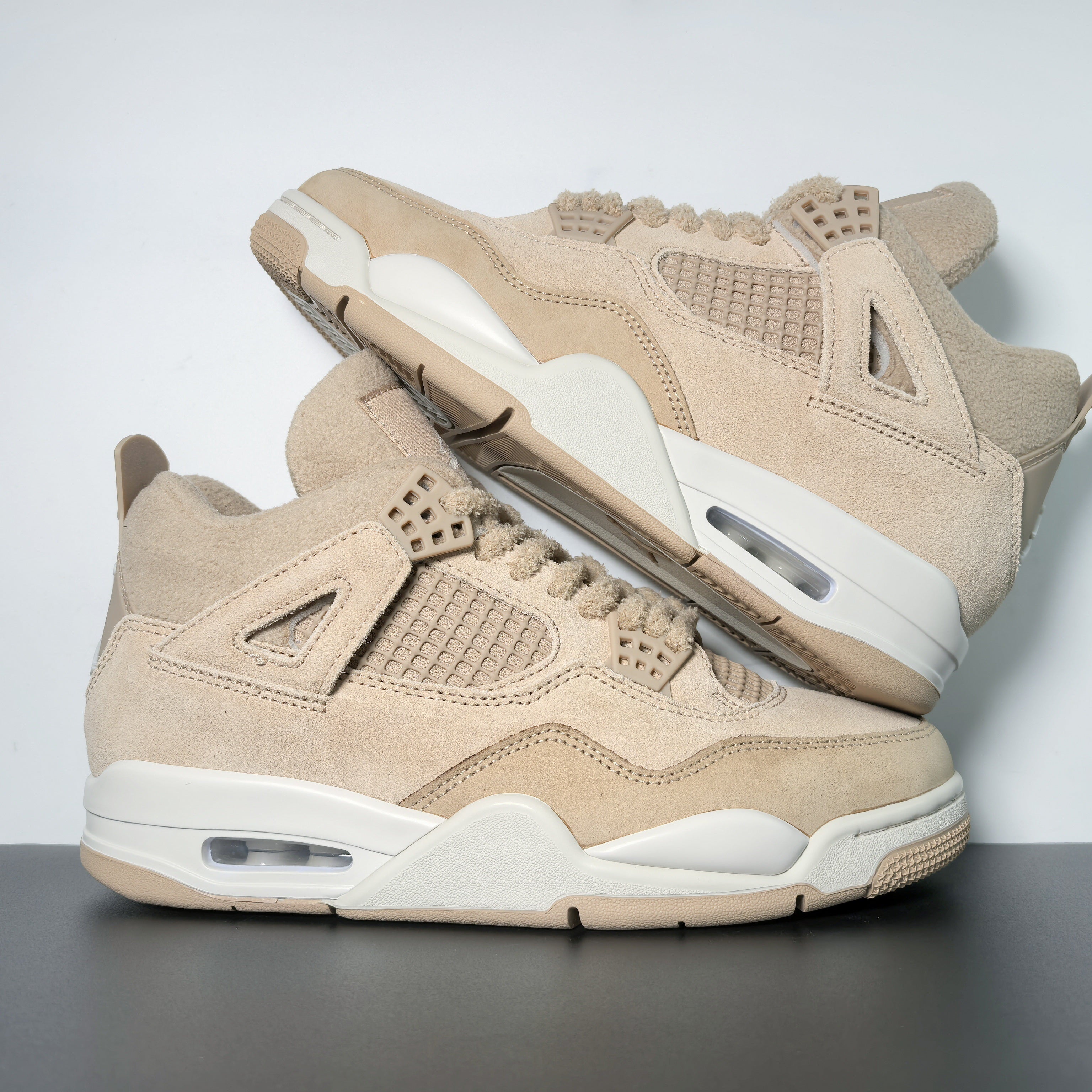 Nike Air Jordan 4 Retro "Cozy Girl"
