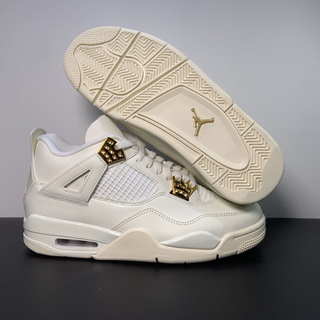 Air Jordan 4 Retro "Metallic Gold"