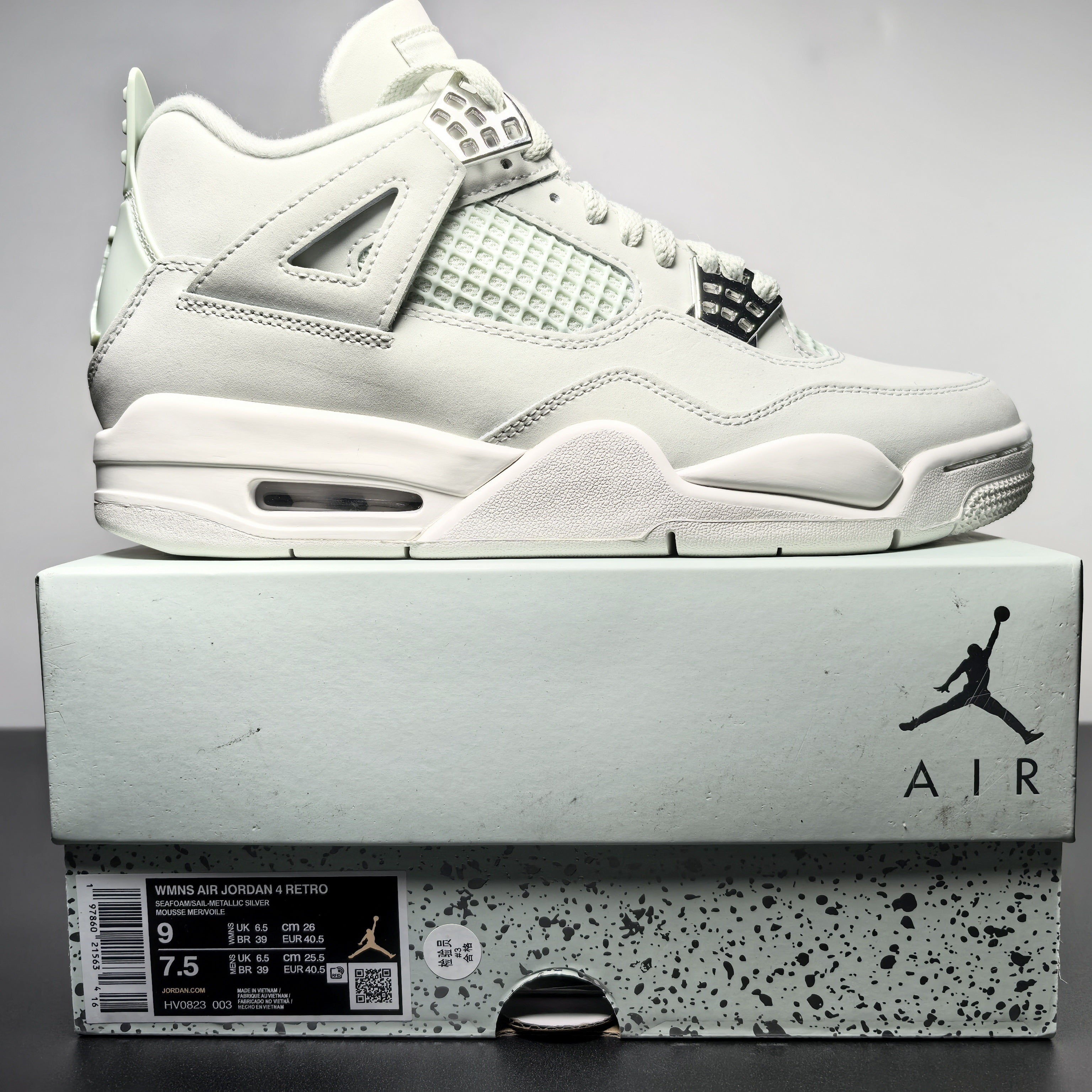 Nike Air Jordan 4 Retro "Seafoam"