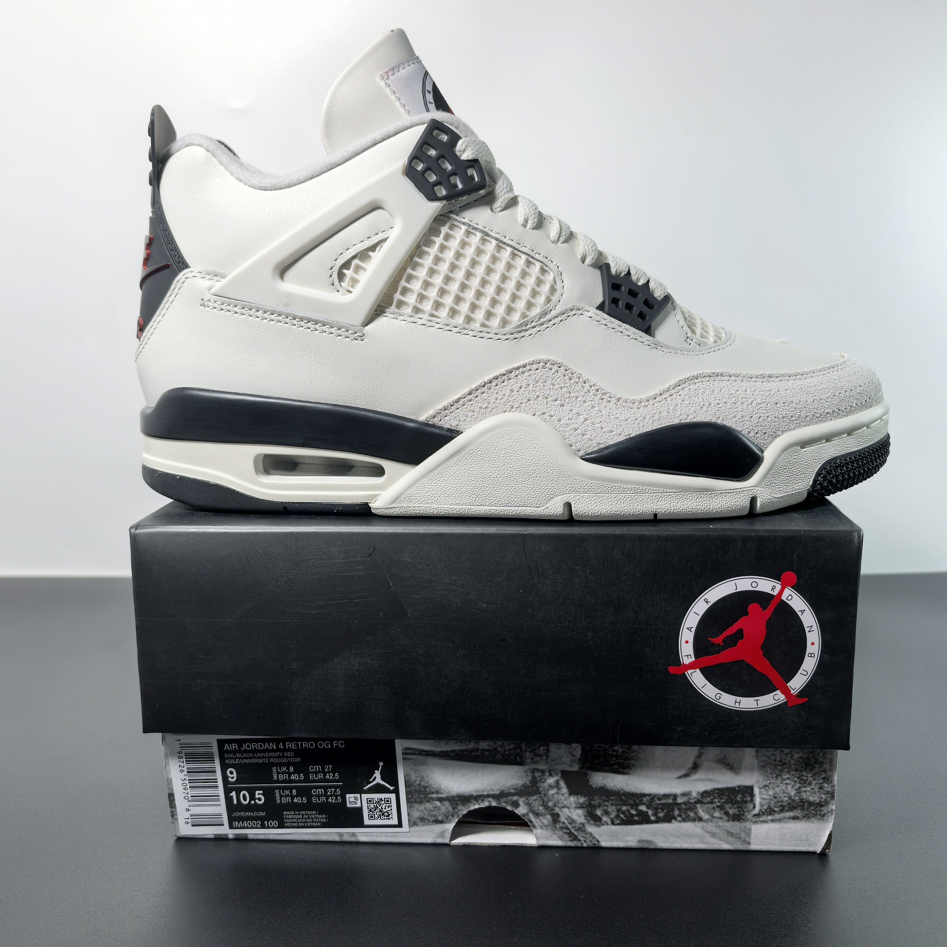 Air Jordan 4 Retro "Flight Club"