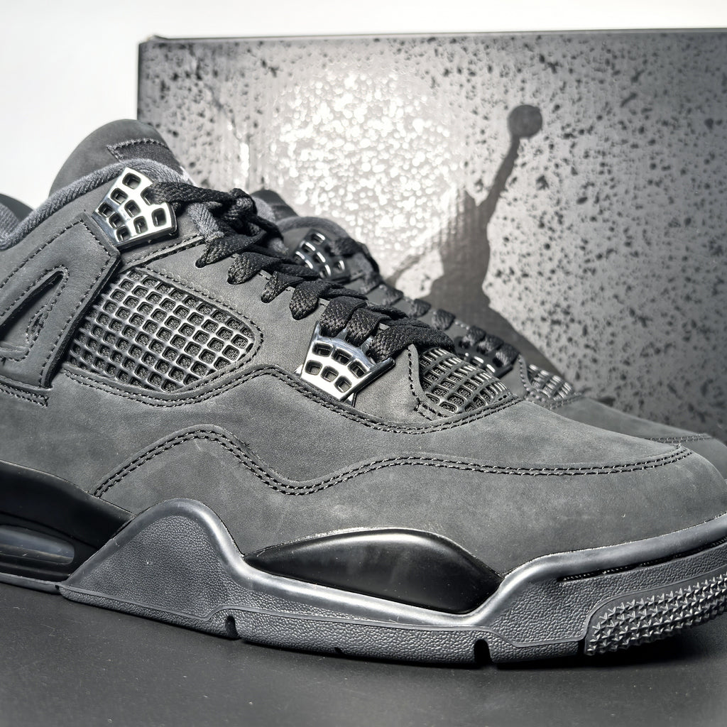 Air Jordan 4 Retro "Black Cat"