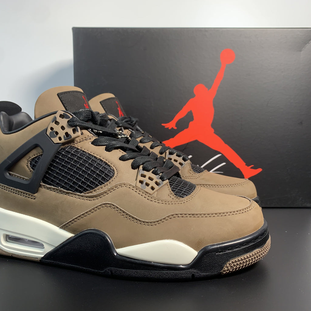 Air Jordan 4 Travis Scott "Mocha"