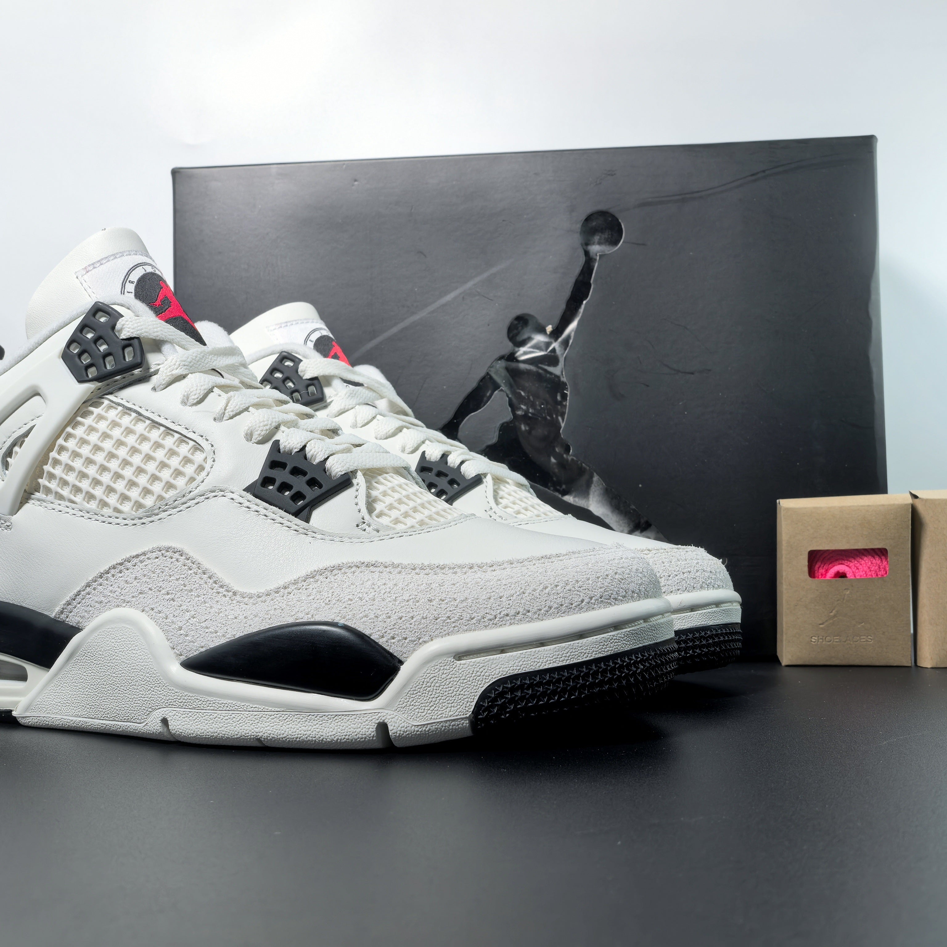 Air Jordan 4 Retro "Flight Club"