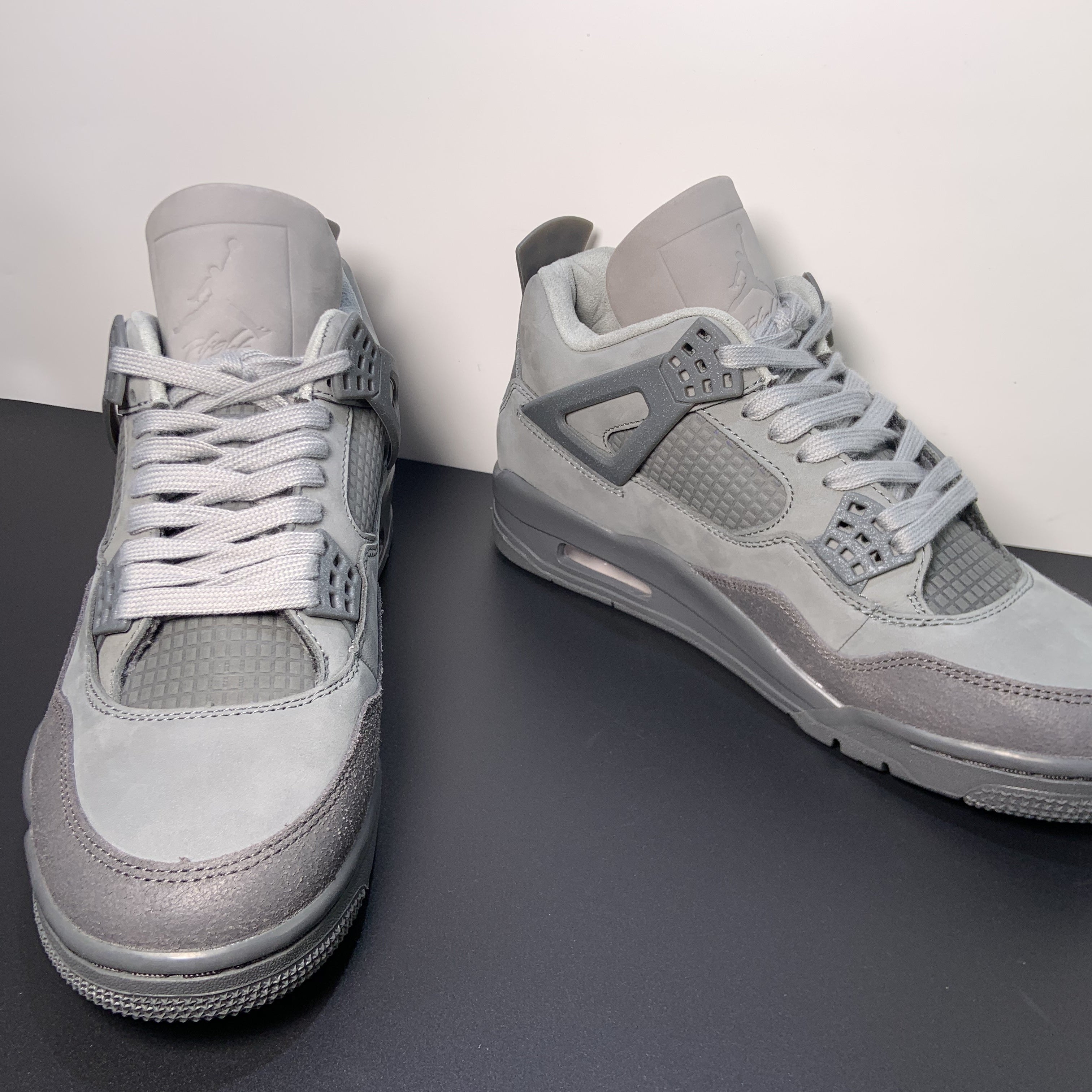 Air Jordan 4 Retro SE "Wet Cement"