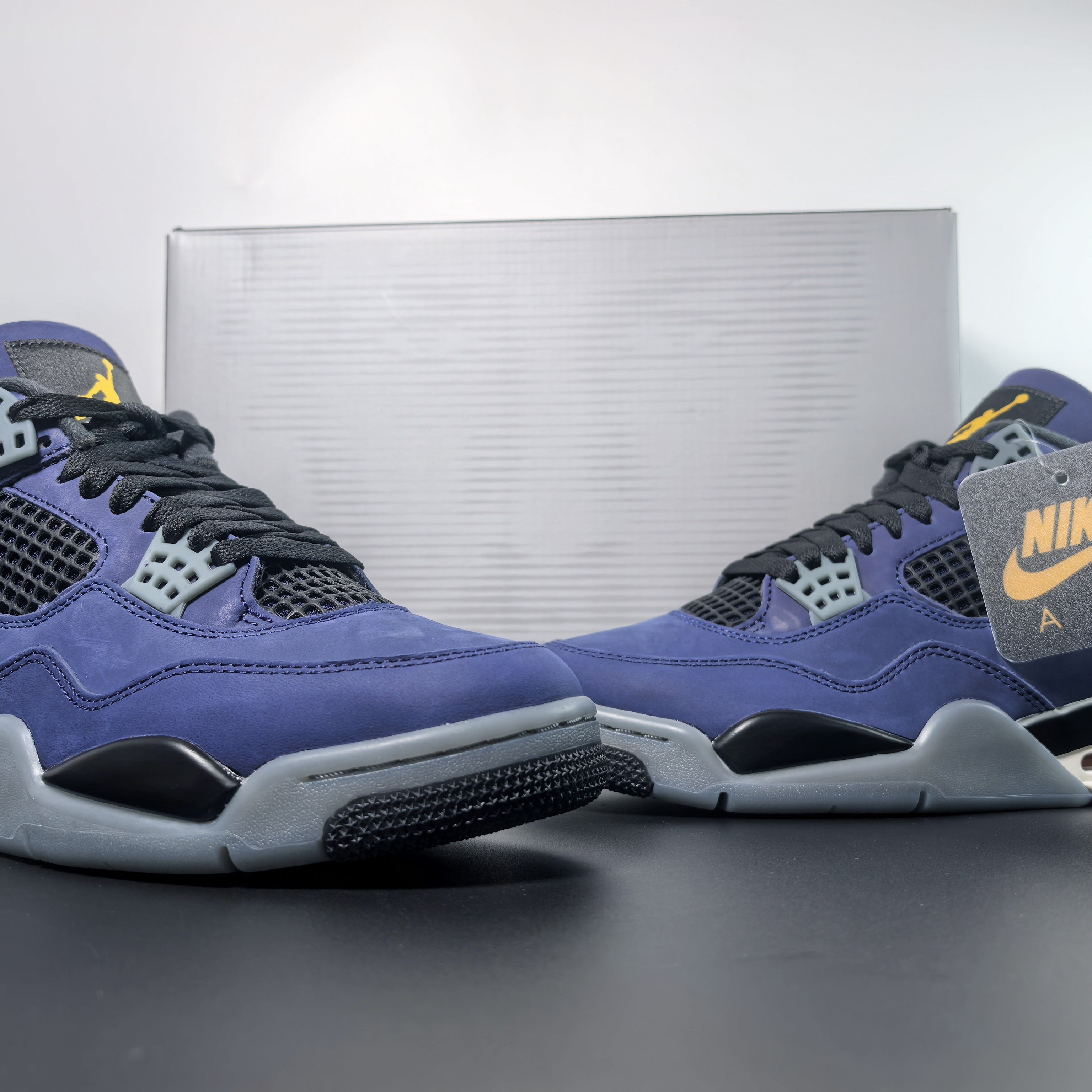Air Jordan 4 Retro "Winterized Loyal Blue"