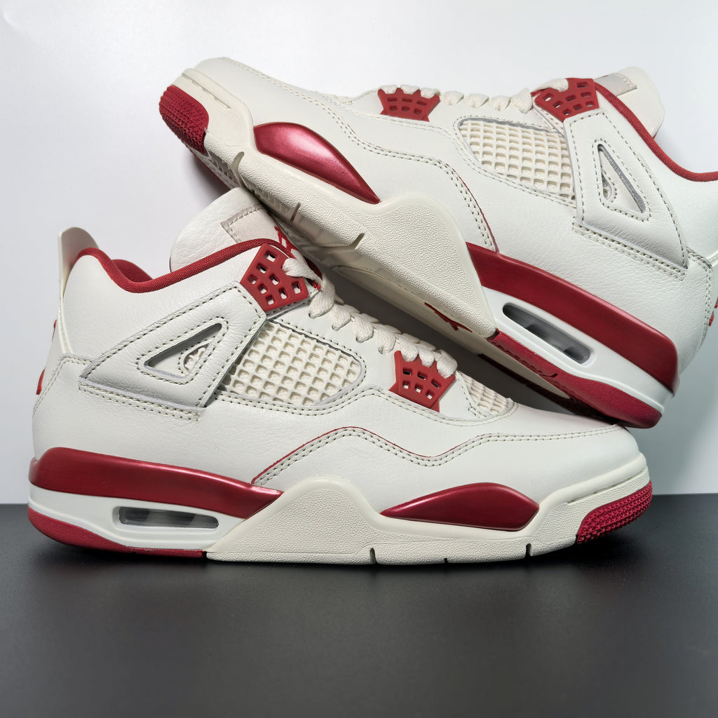 Air Jordan 4 Retro "Metallic Red"