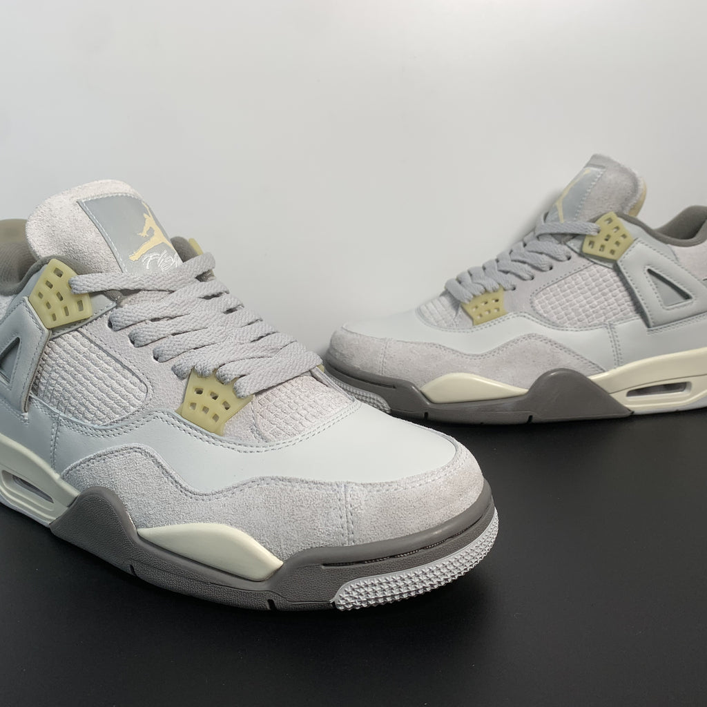 Nike Air Jordan 4 Retro SE "Craft Photon Dust"
