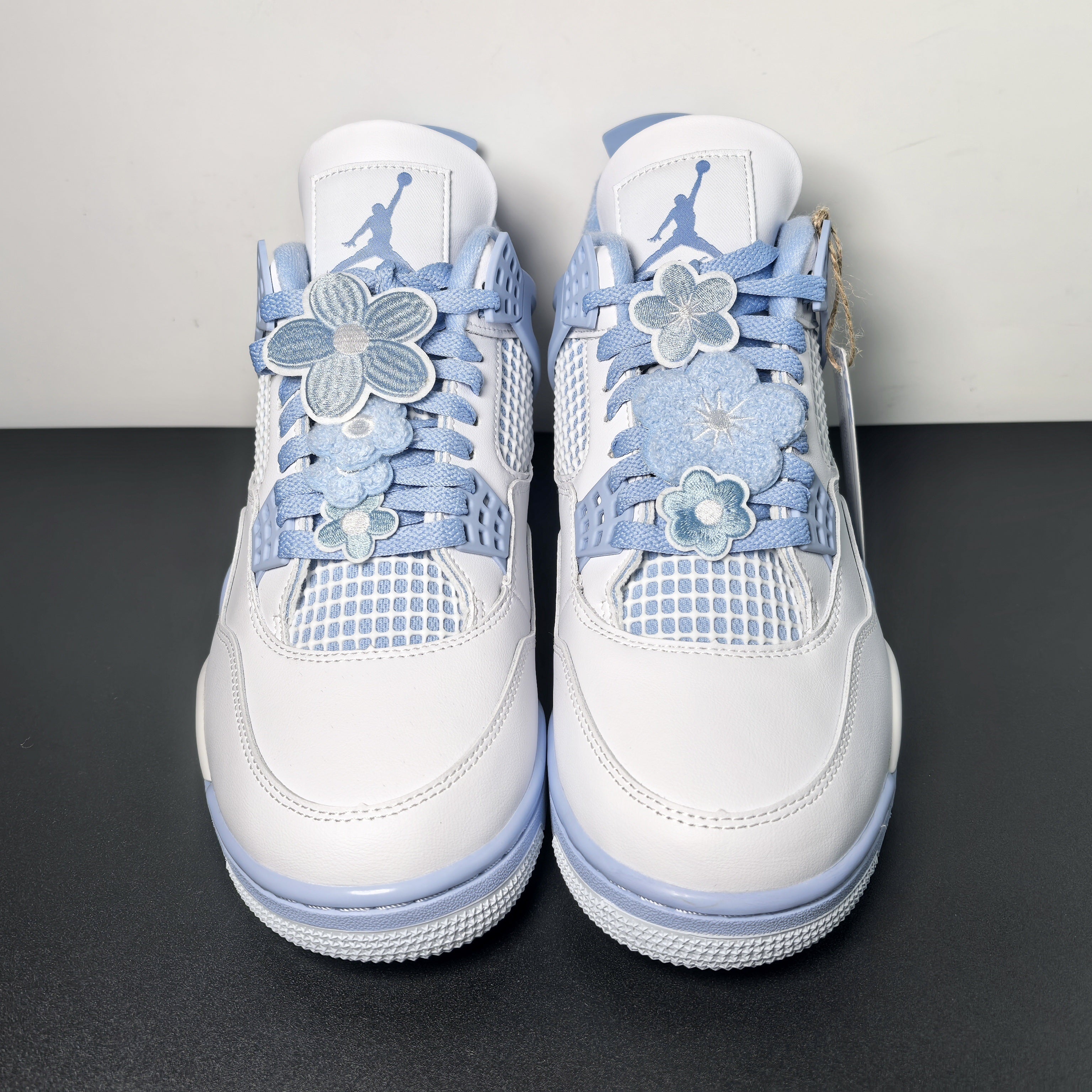 Air Jordan 4 Retro "Forget Me Not"
