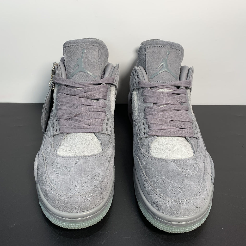 Air Jordan 4 Retro x KAWS "Cool Grey"