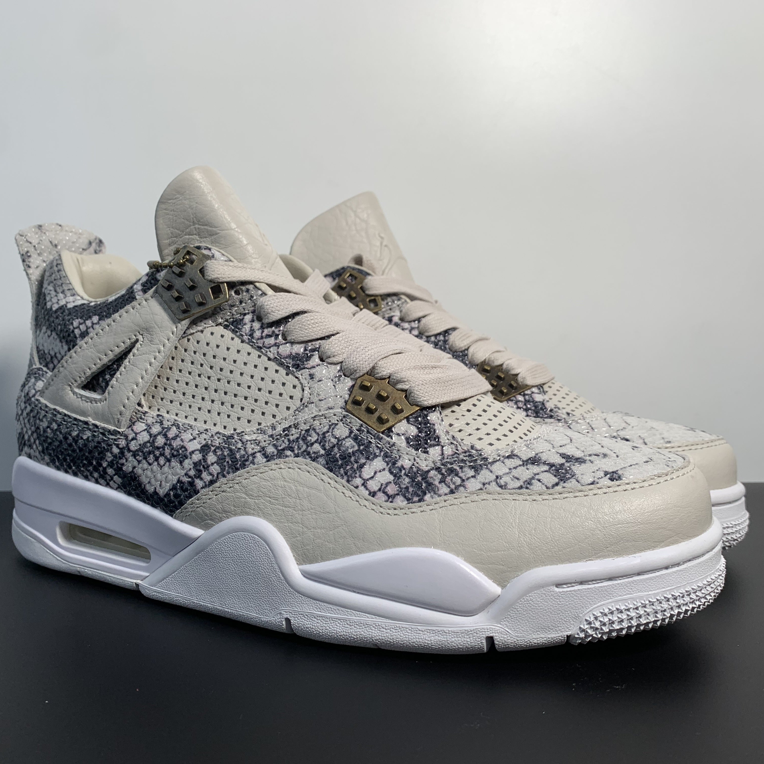 Nike Air Jordan 4 Retro Premium "Snakeskin"