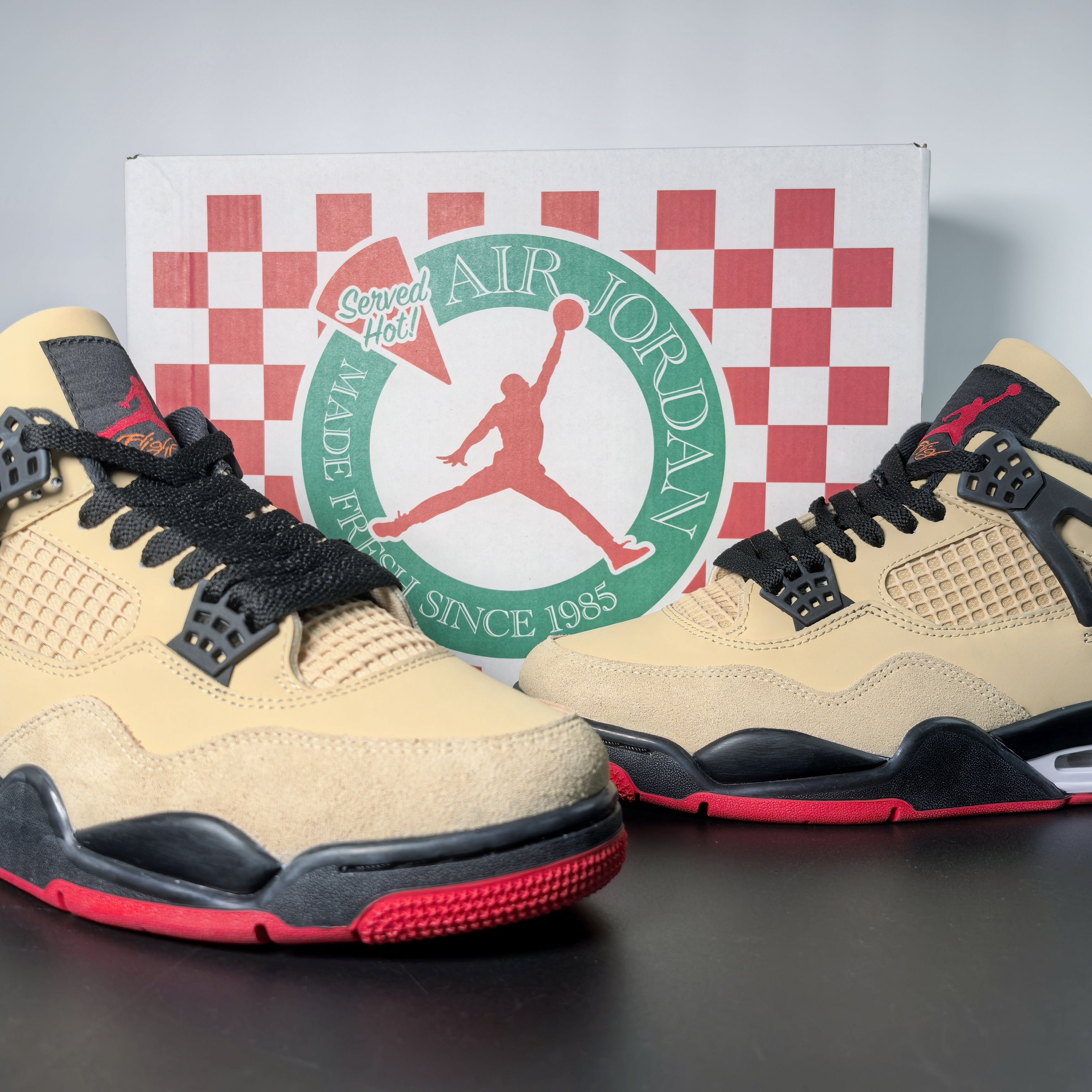 Nike Air Jordan 4 Retro "Pizza"