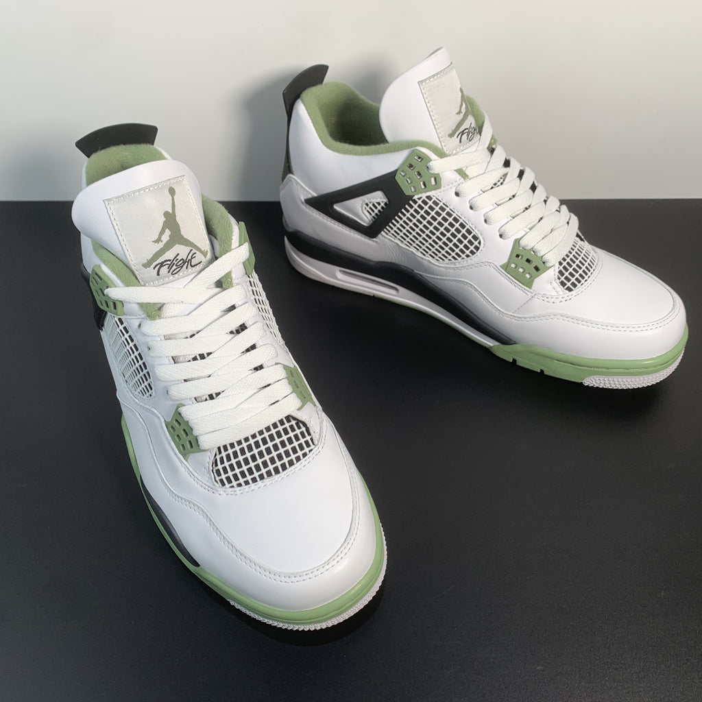 Nike Air Jordan 4 Retro "Seafoam"
