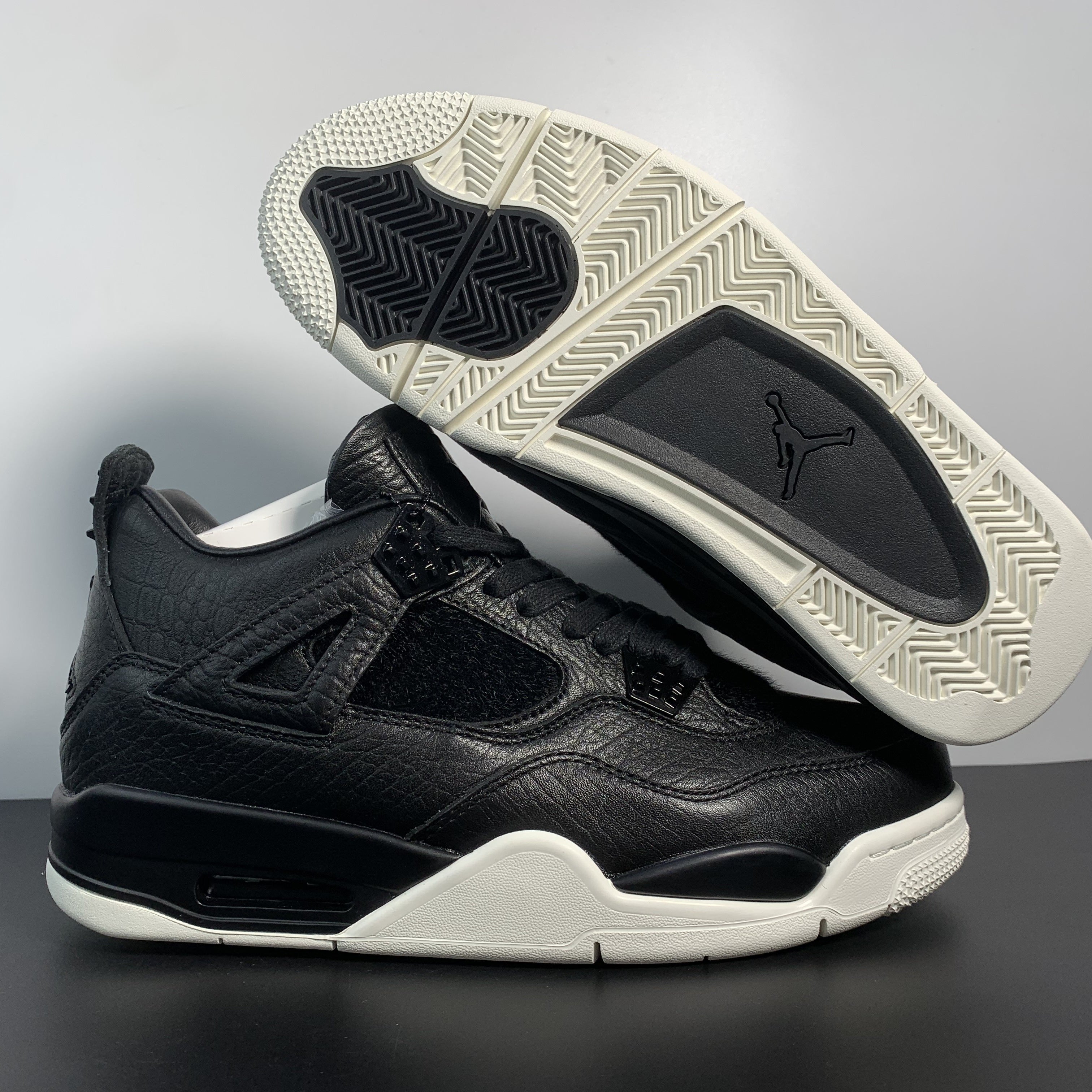 Nike Air Jordan 4 Retro Premium "Pinnacle"
