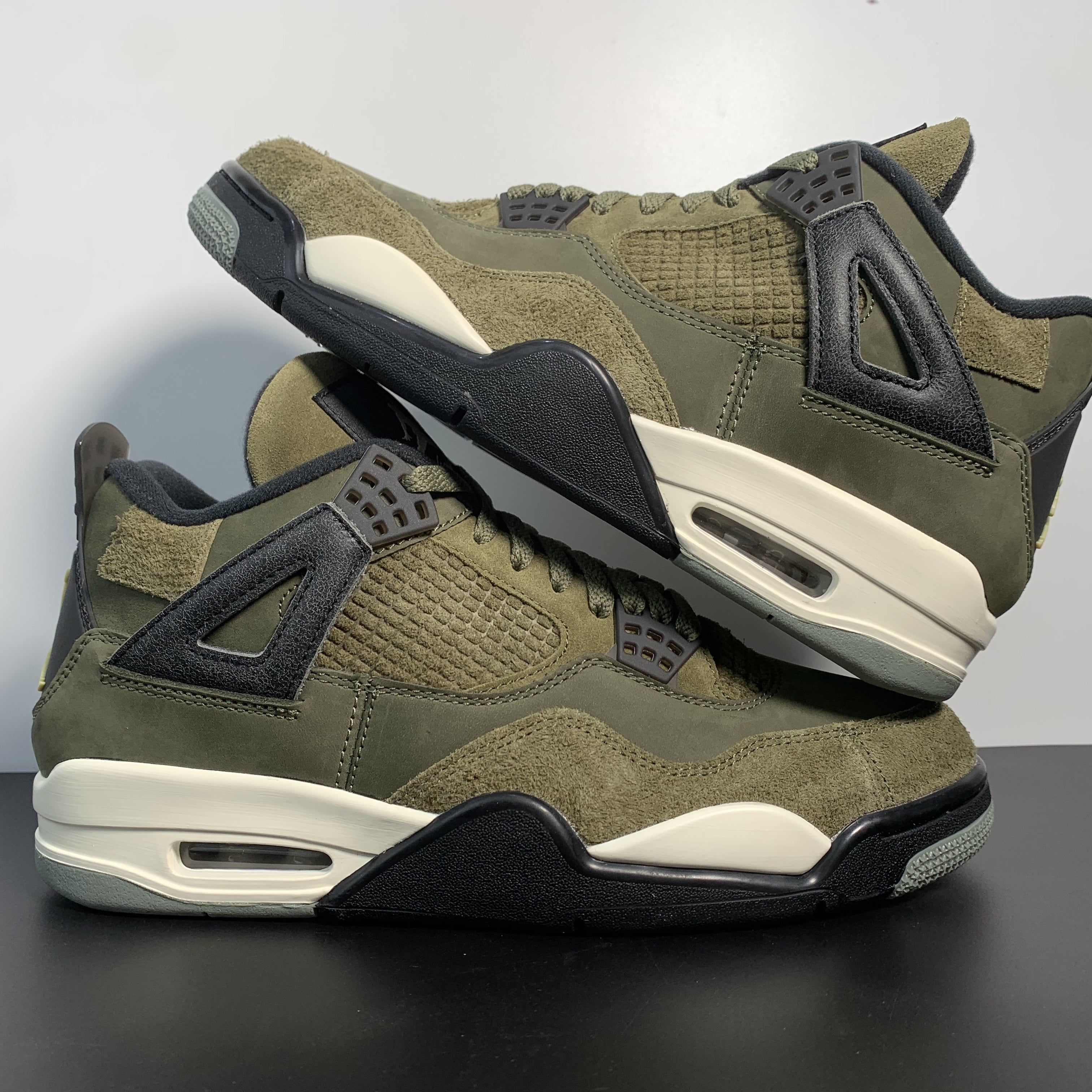 Nike Air Jordan 4 Retro SE "Craft Olive"