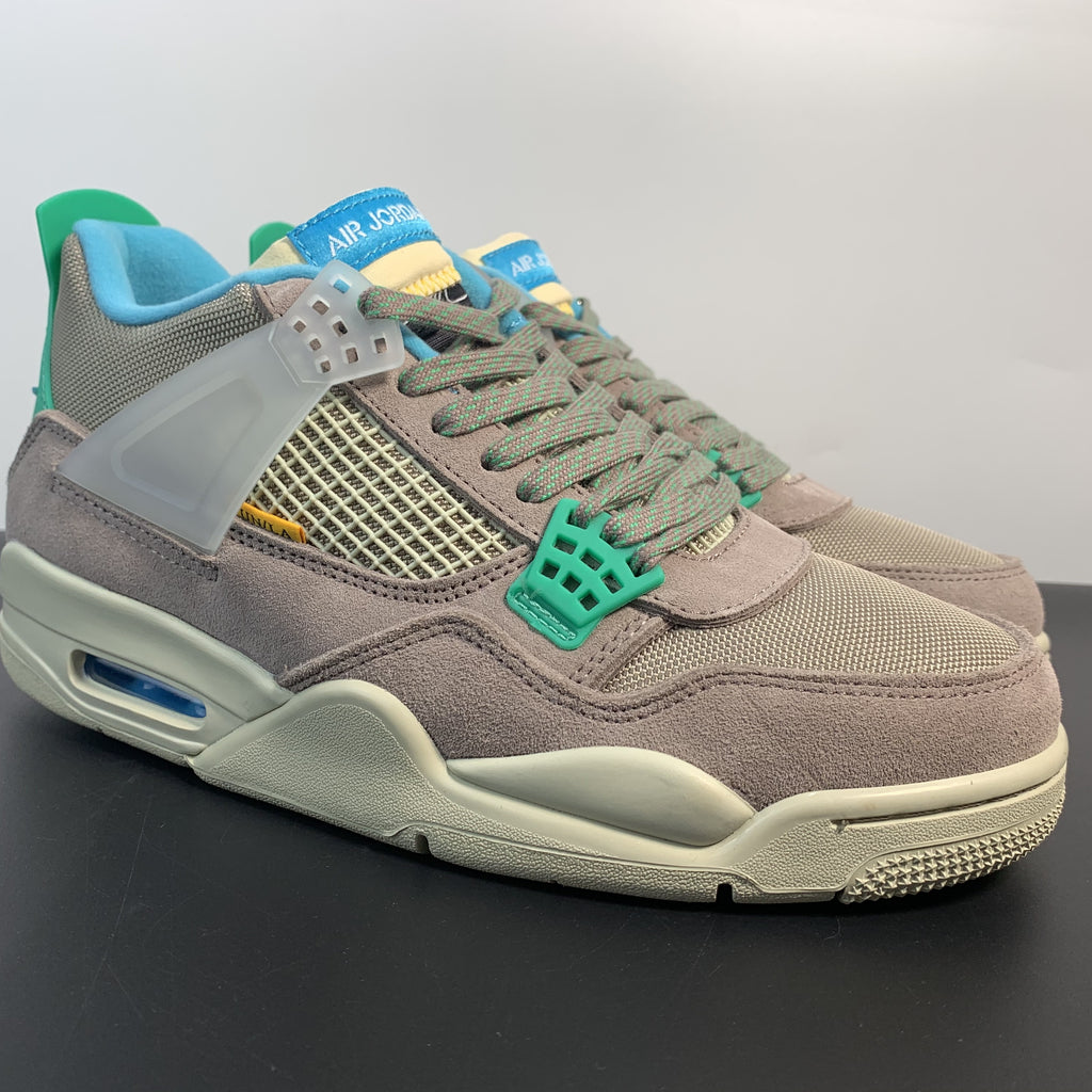 Union LA x Air Jordan 4 Retro "Taupe Haze"
