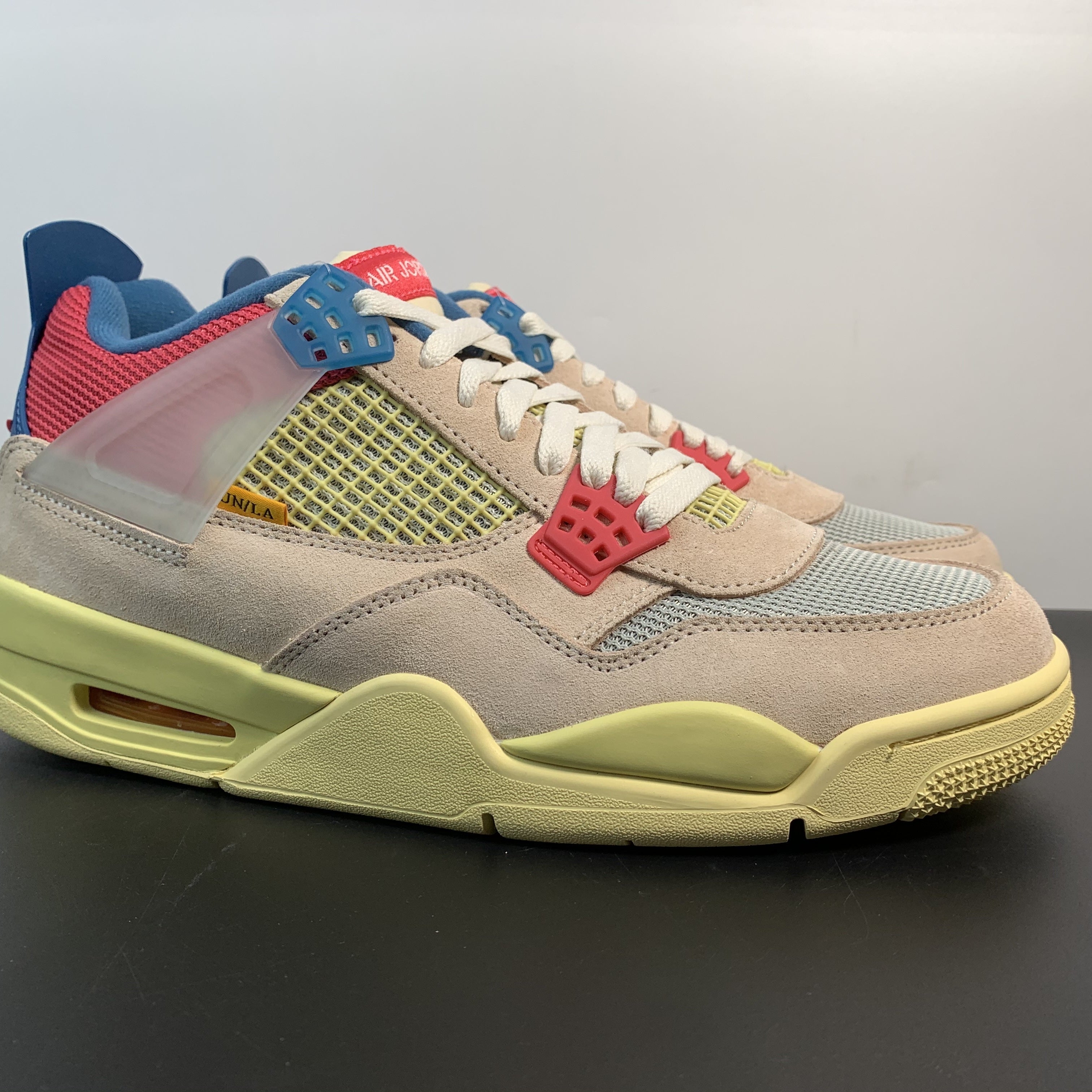 Union LA x Air Jordan 4 Retro "Guava Ice"