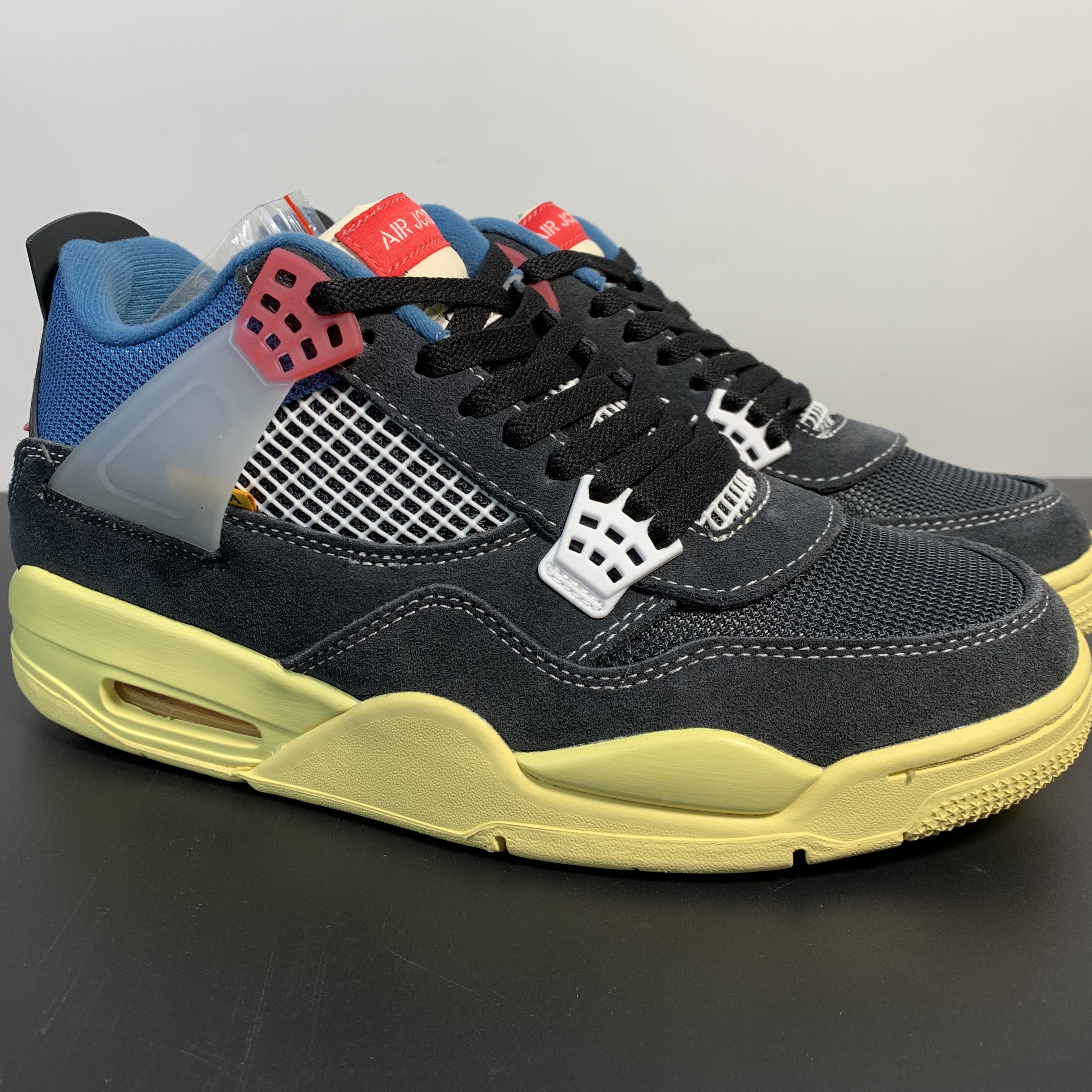 Union LA x Air Jordan 4 Retro "Off Noir"