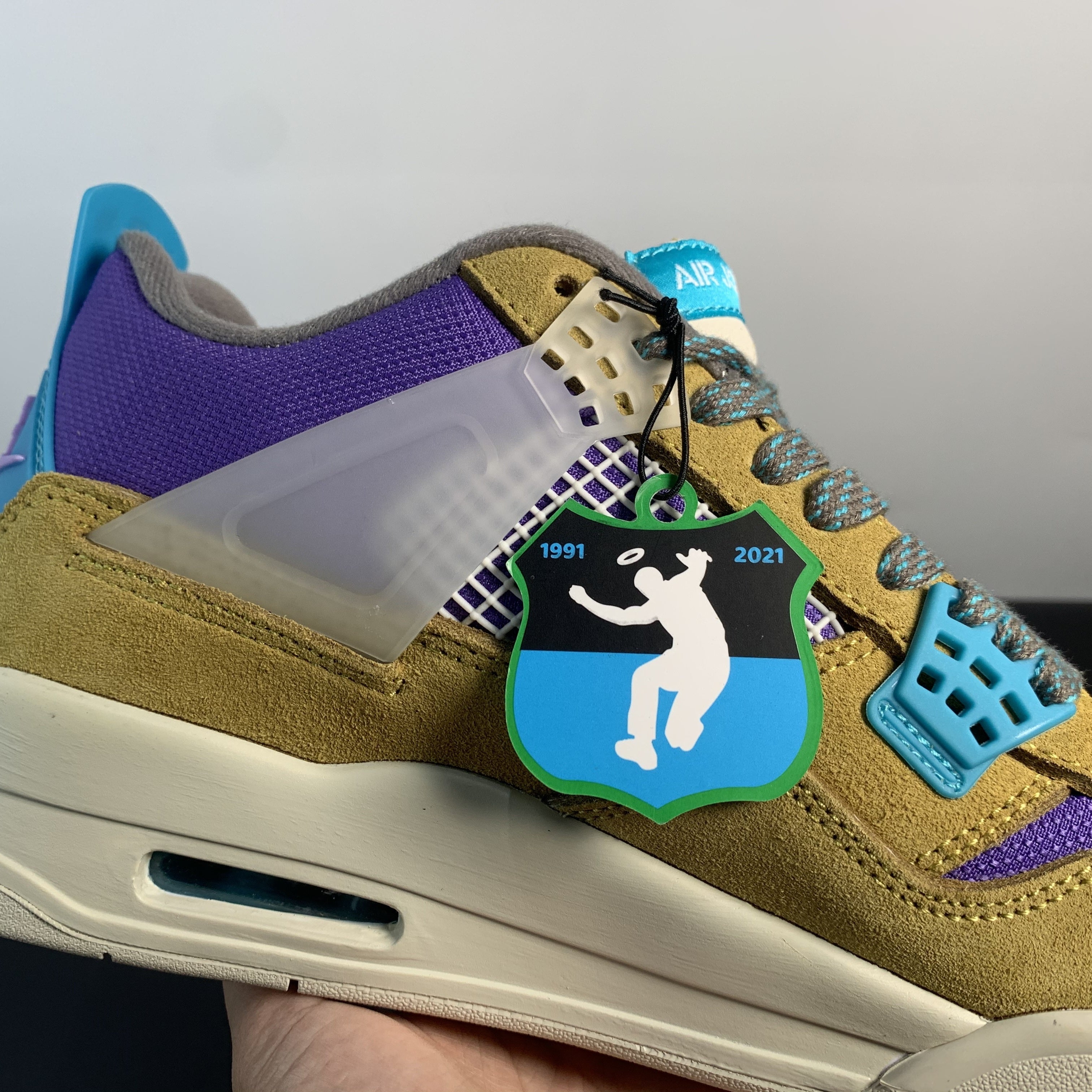 Union LA x Air Jordan 4 Retro "Desert Moss"