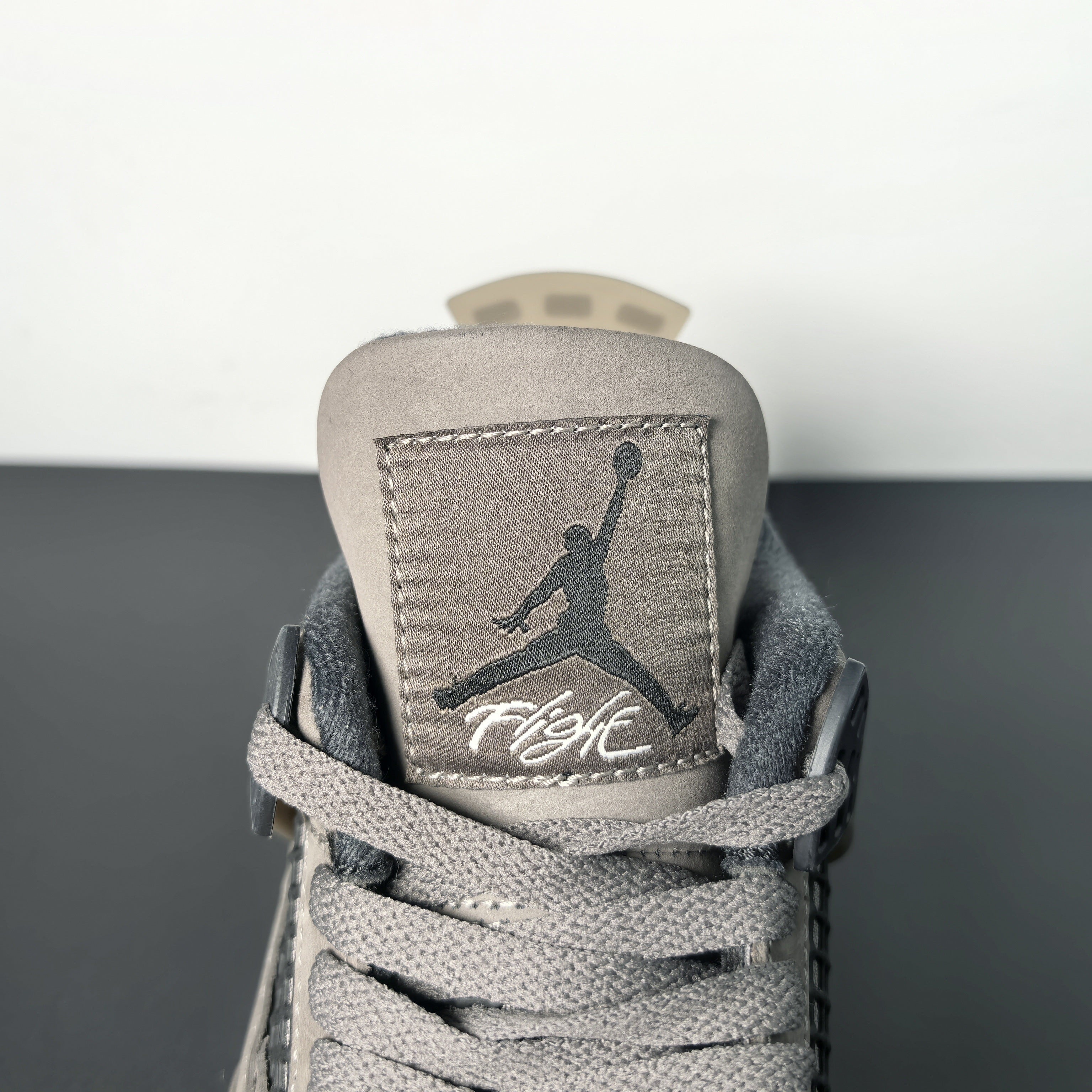 Air Jordan 4 Retro "Cave Stone"