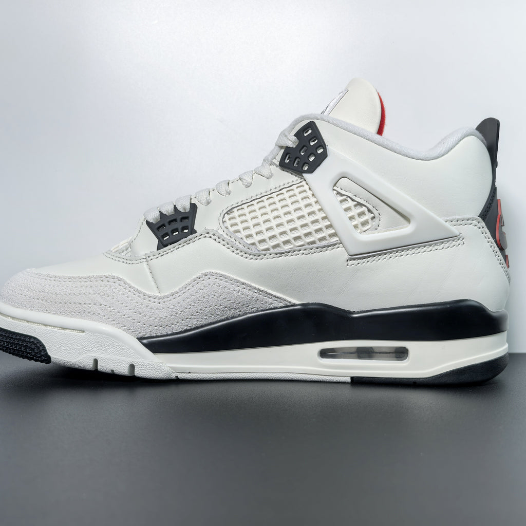 Nike Air Jordan 4 Retro OG "Flight Club"