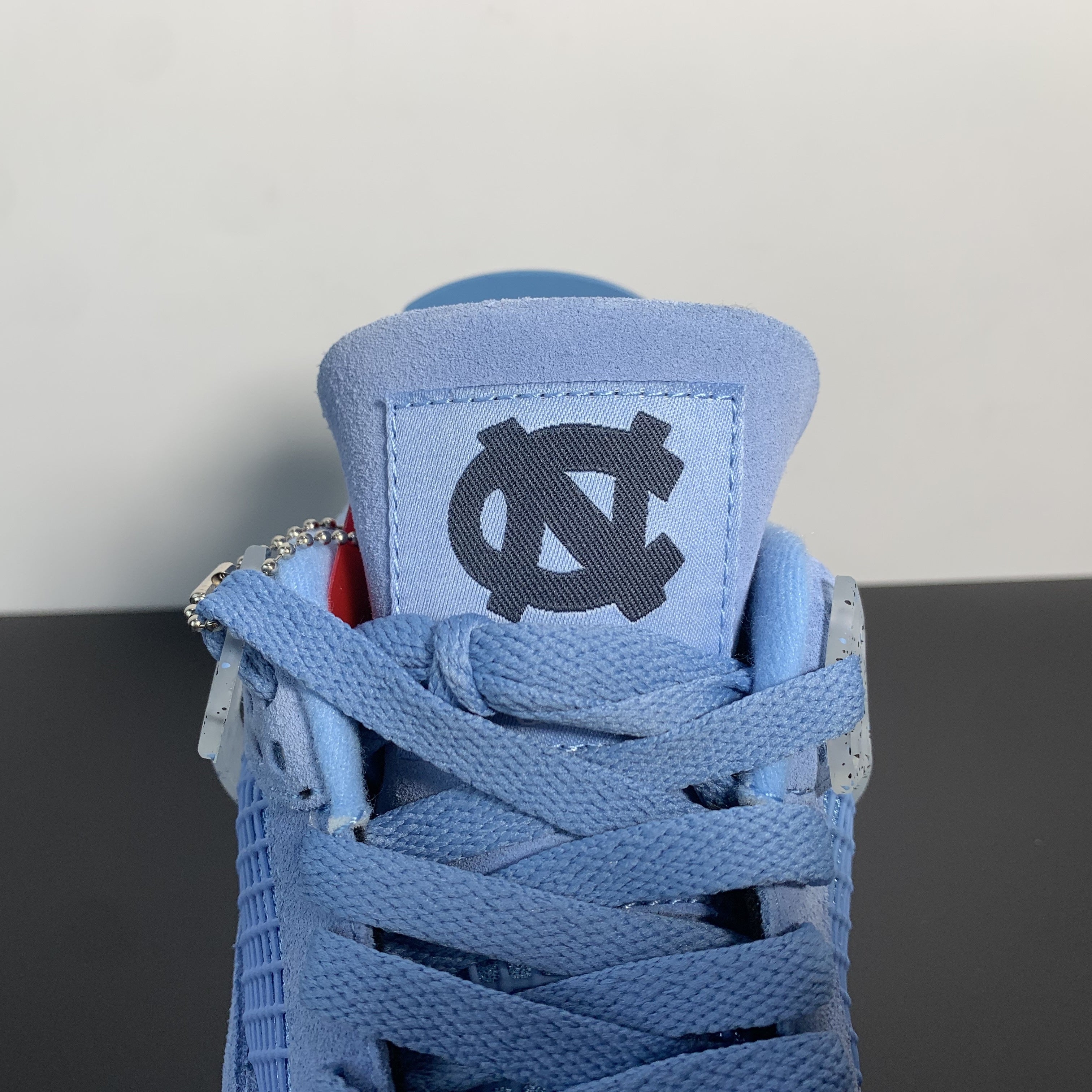 Air Jordan 4 UNC PE