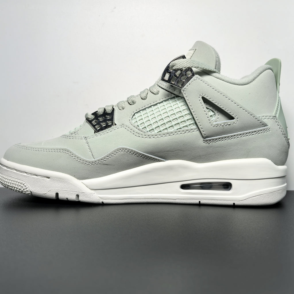 Nike Air Jordan 4 Retro "Seafoam"