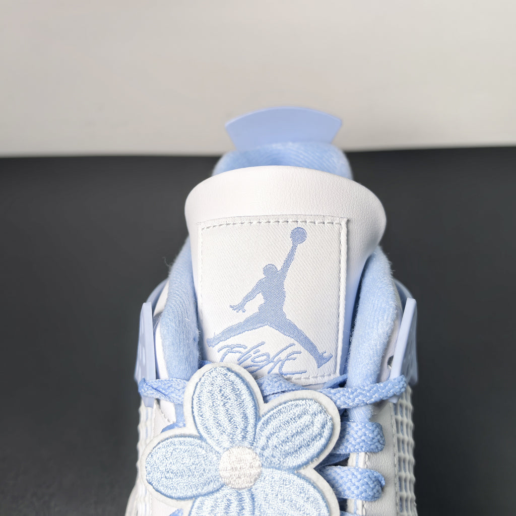 Air Jordan 4 Retro "Forget Me Not"