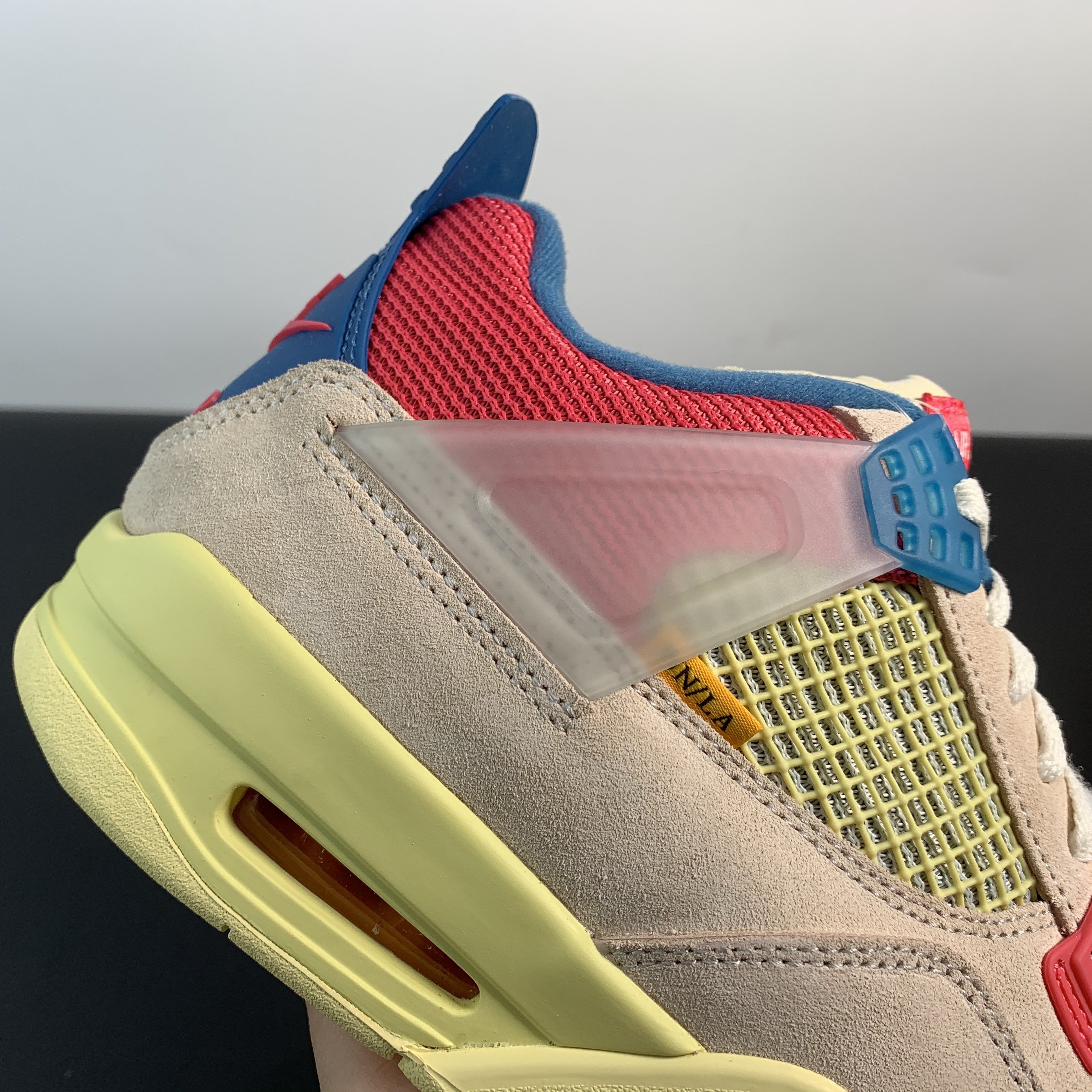 Union LA x Air Jordan 4 Retro "Guava Ice"