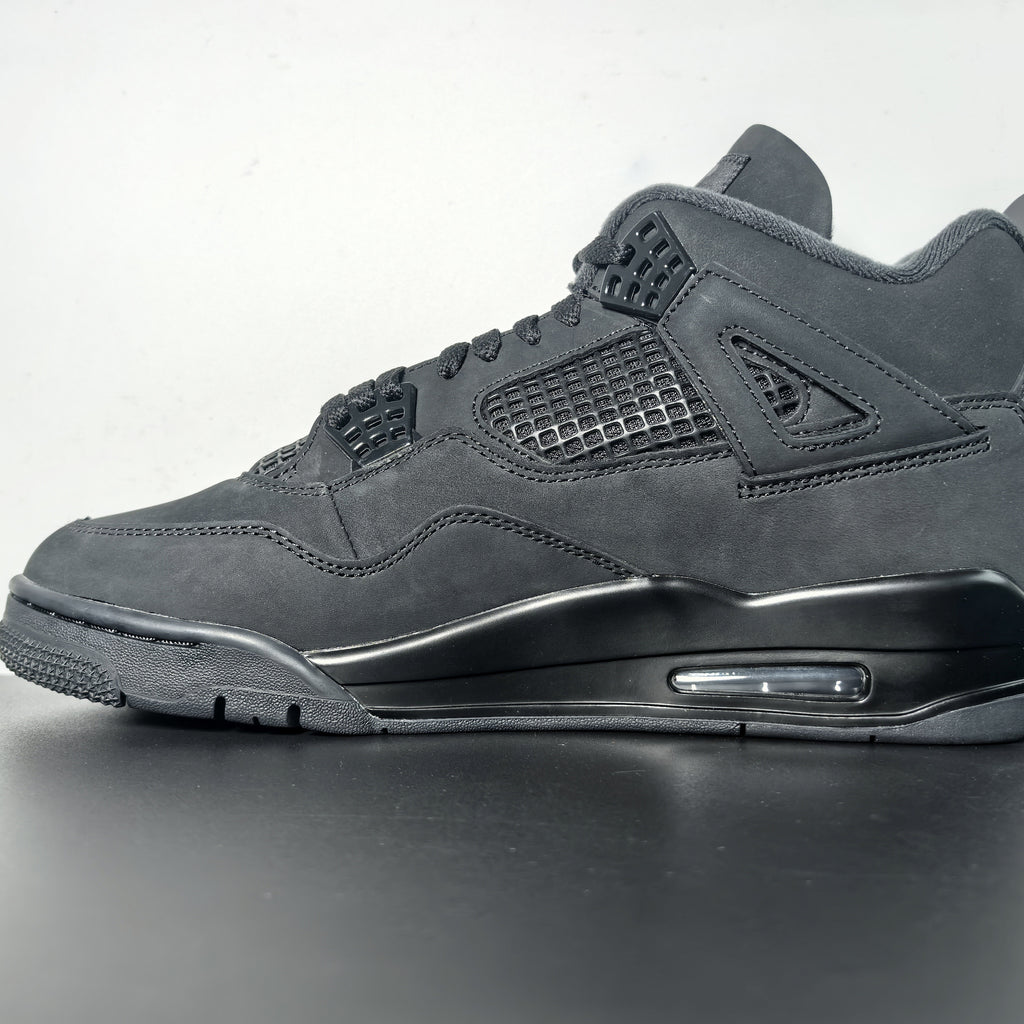 Air Jordan 4 Retro "Black Cat"