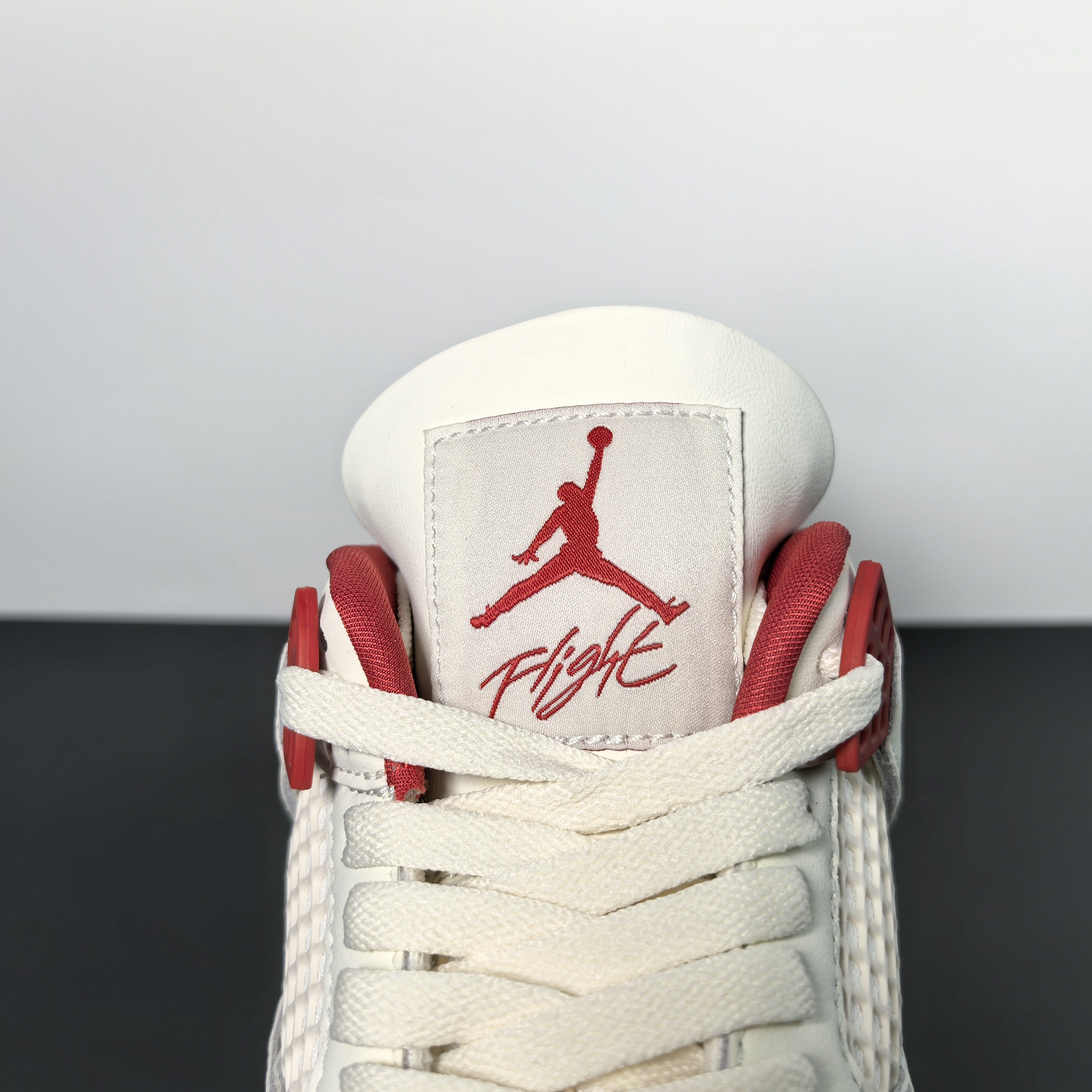 Nike Air Jordan 4 Retro "Sierra Red"