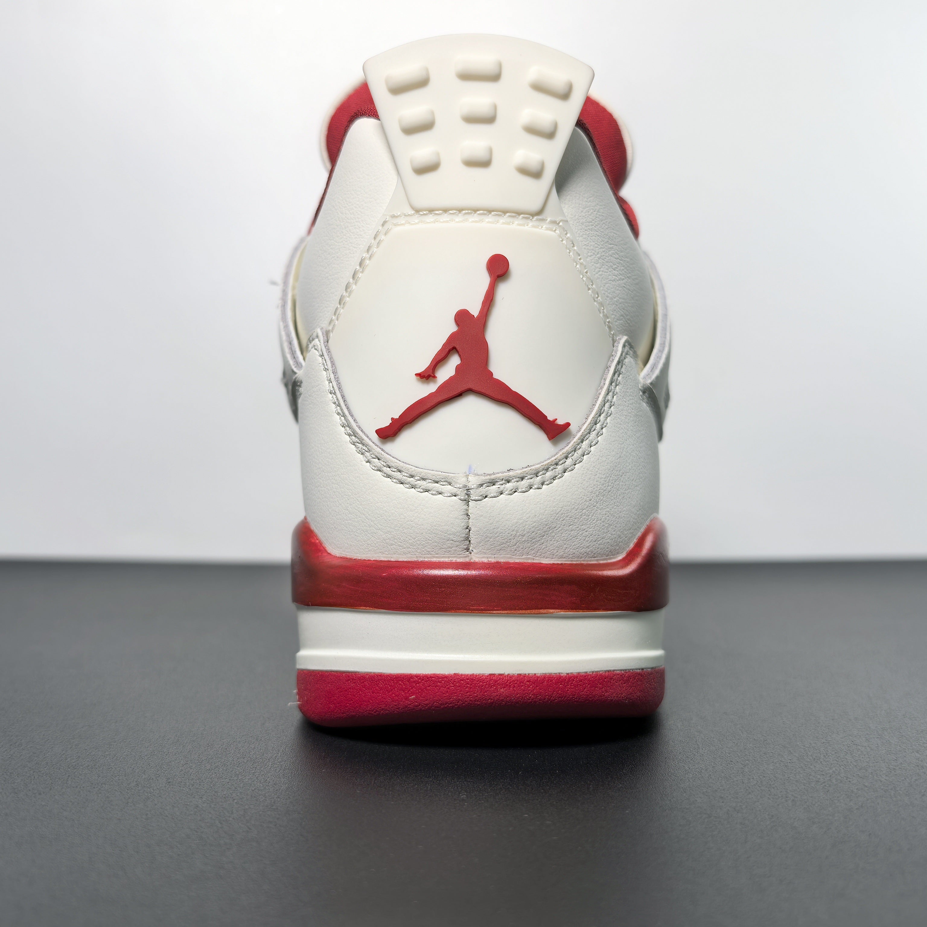 Nike Air Jordan 4 Retro "Sierra Red"