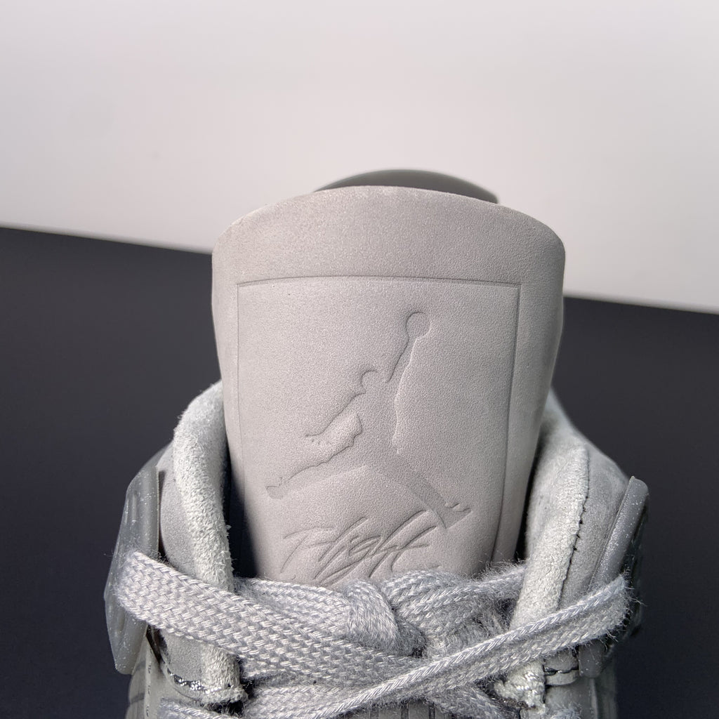 Air Jordan 4 Retro SE "Wet Cement"