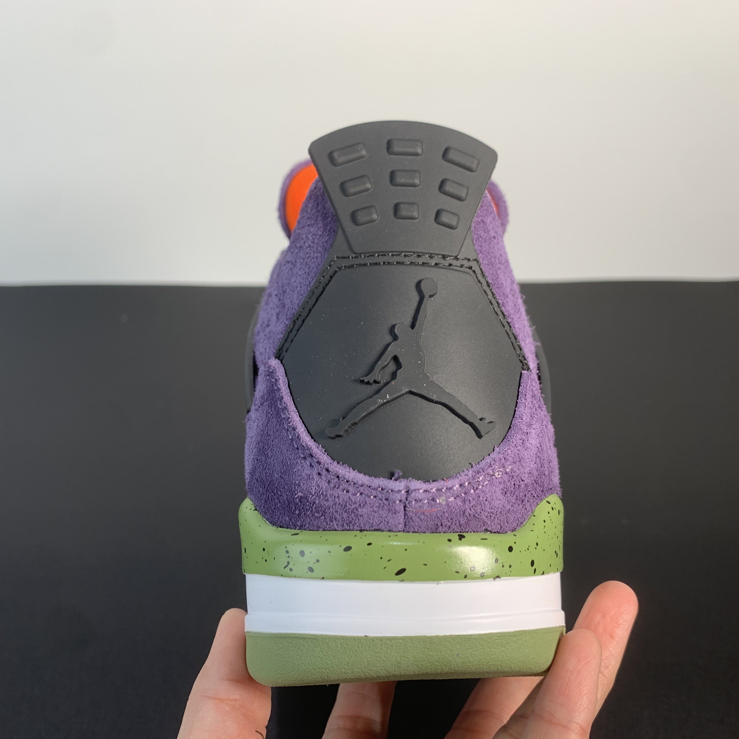 Nike Air Jordan 4 Retro "Canyon Purple"