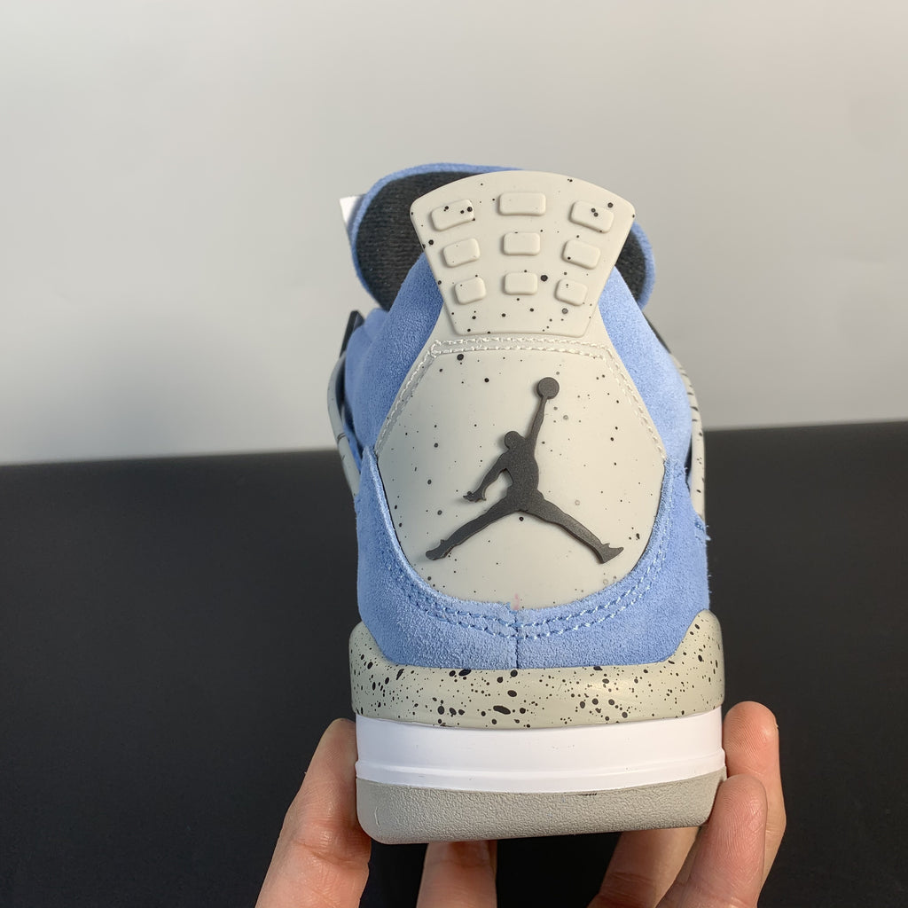 Nike Air Jordan 4 Retro "University Blue"