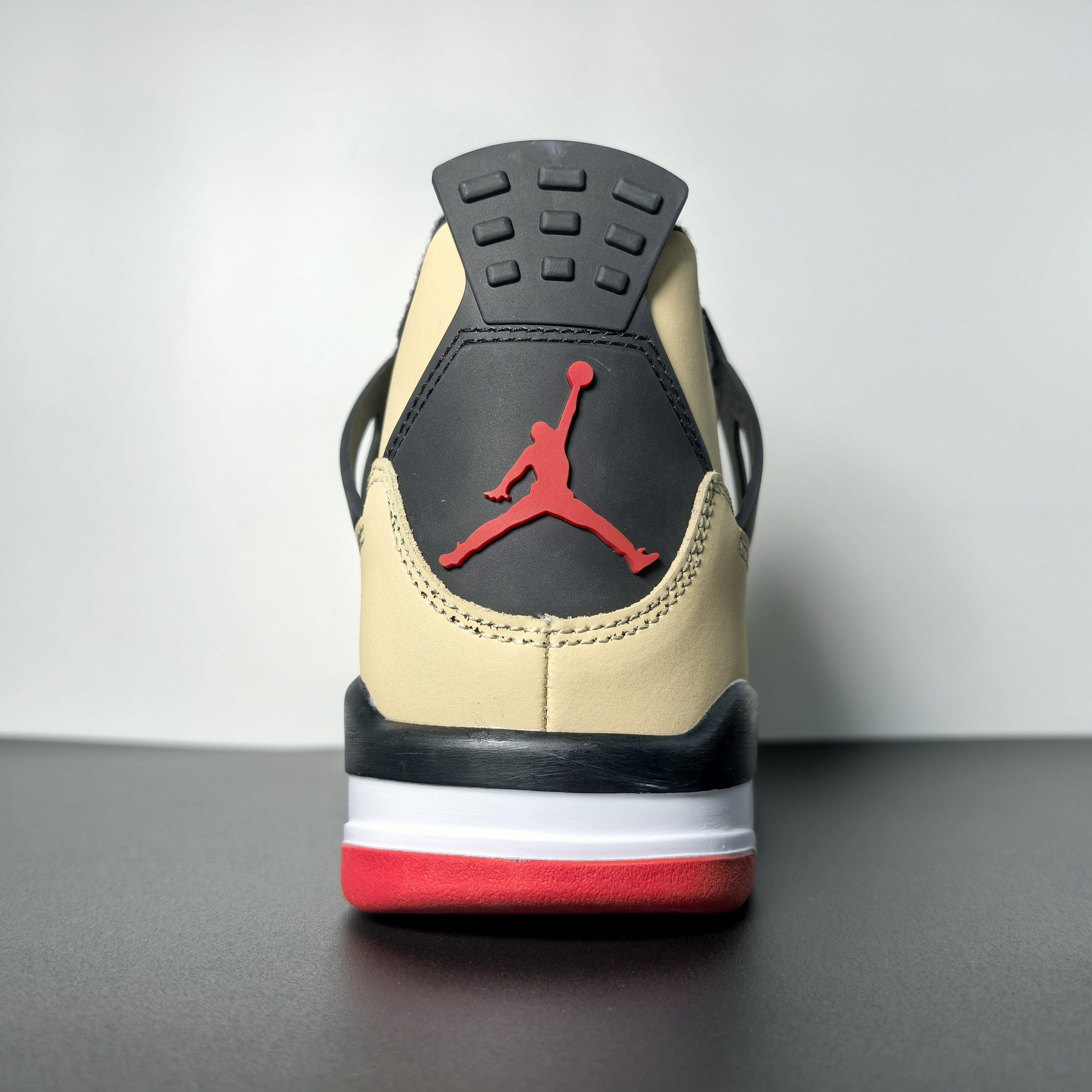 Nike Air Jordan 4 Retro "Pizza"
