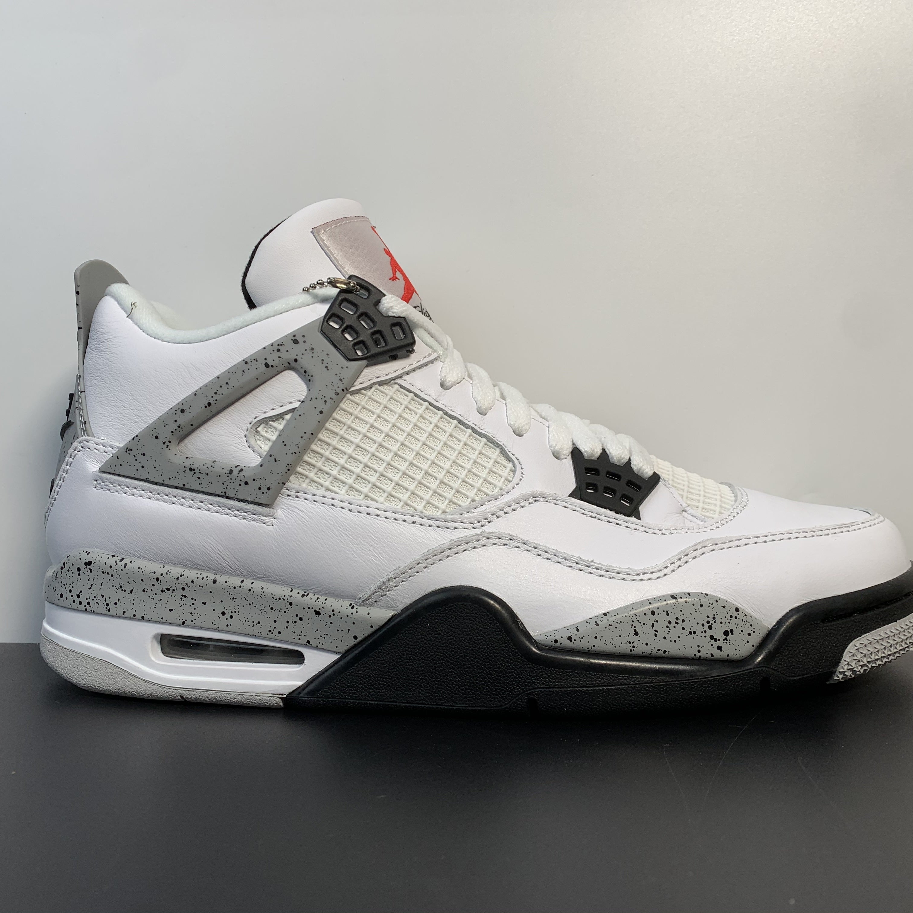 Nike Air Jordan 4 Retro "White Cement"